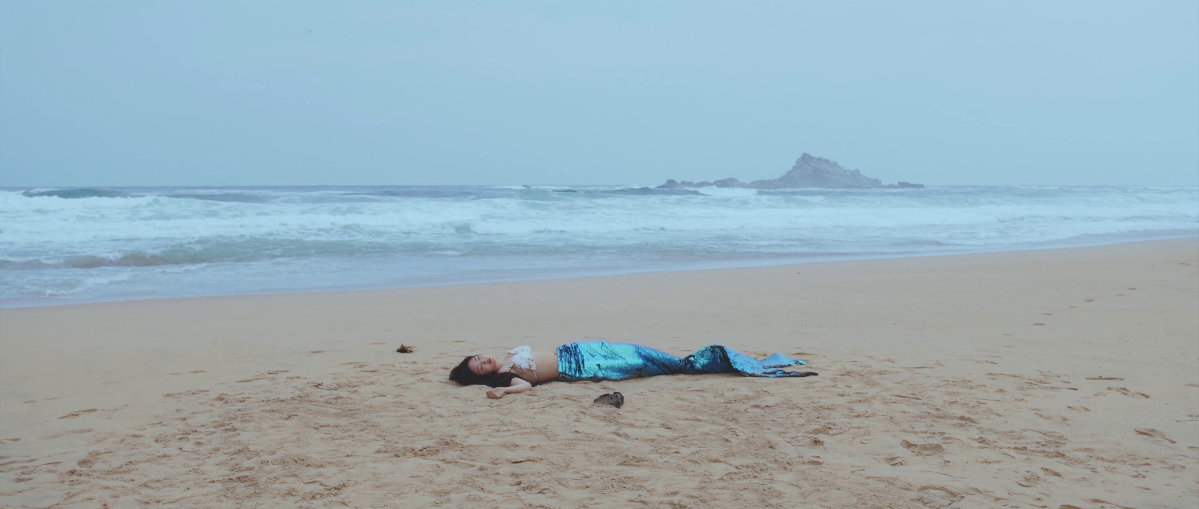 PADO (2021) —  shot,  lighting