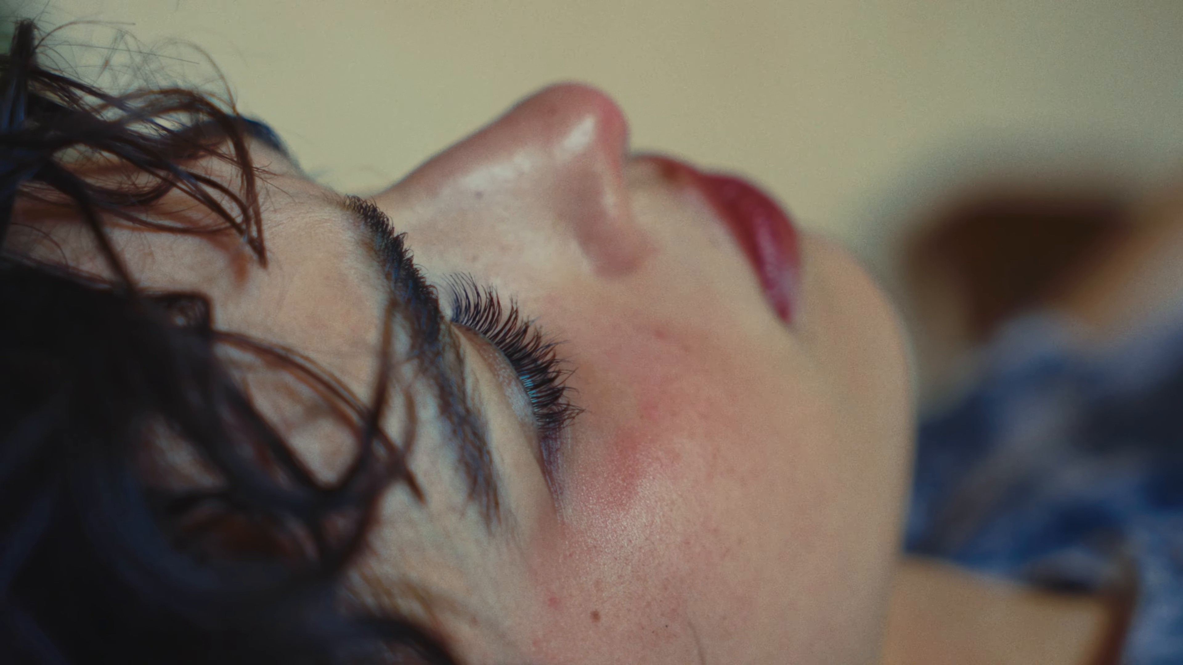 yakoi! (2025) —  shot,  lighting