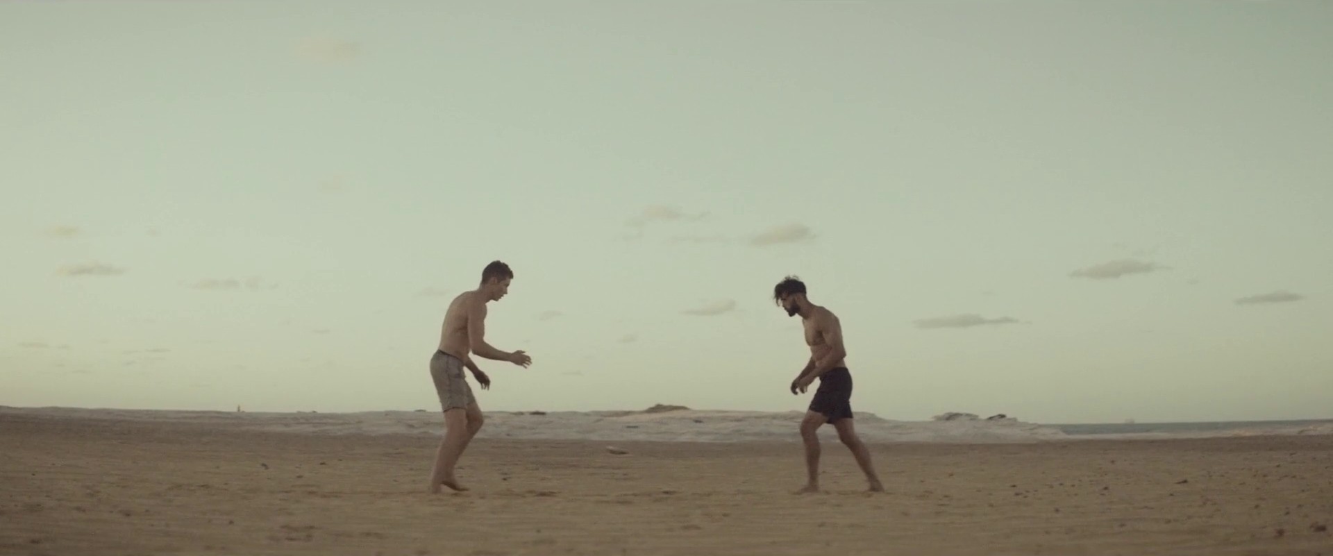 Crushing hard  (2017) —  shot,  lighting