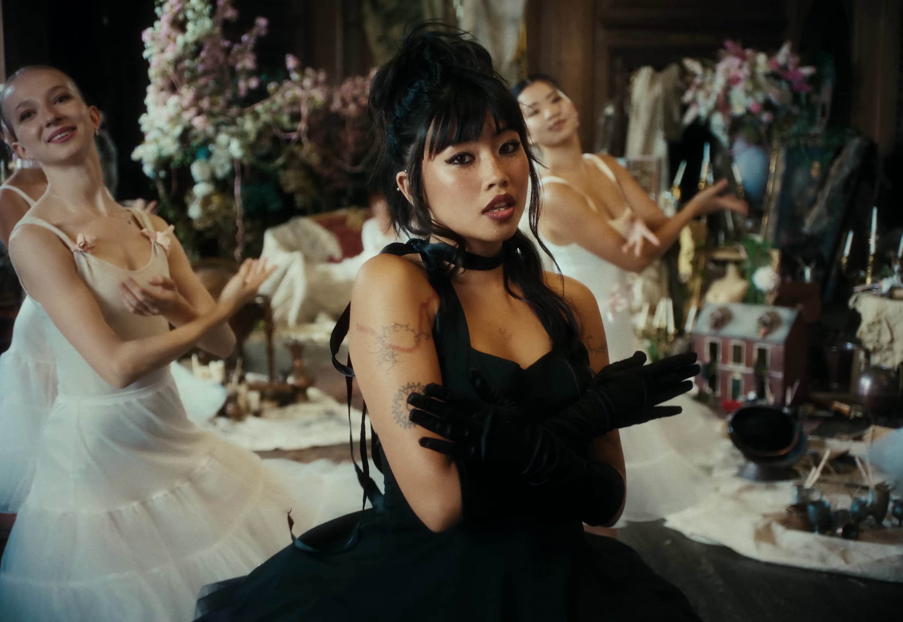 The way things go (2023) —  shot,  lighting