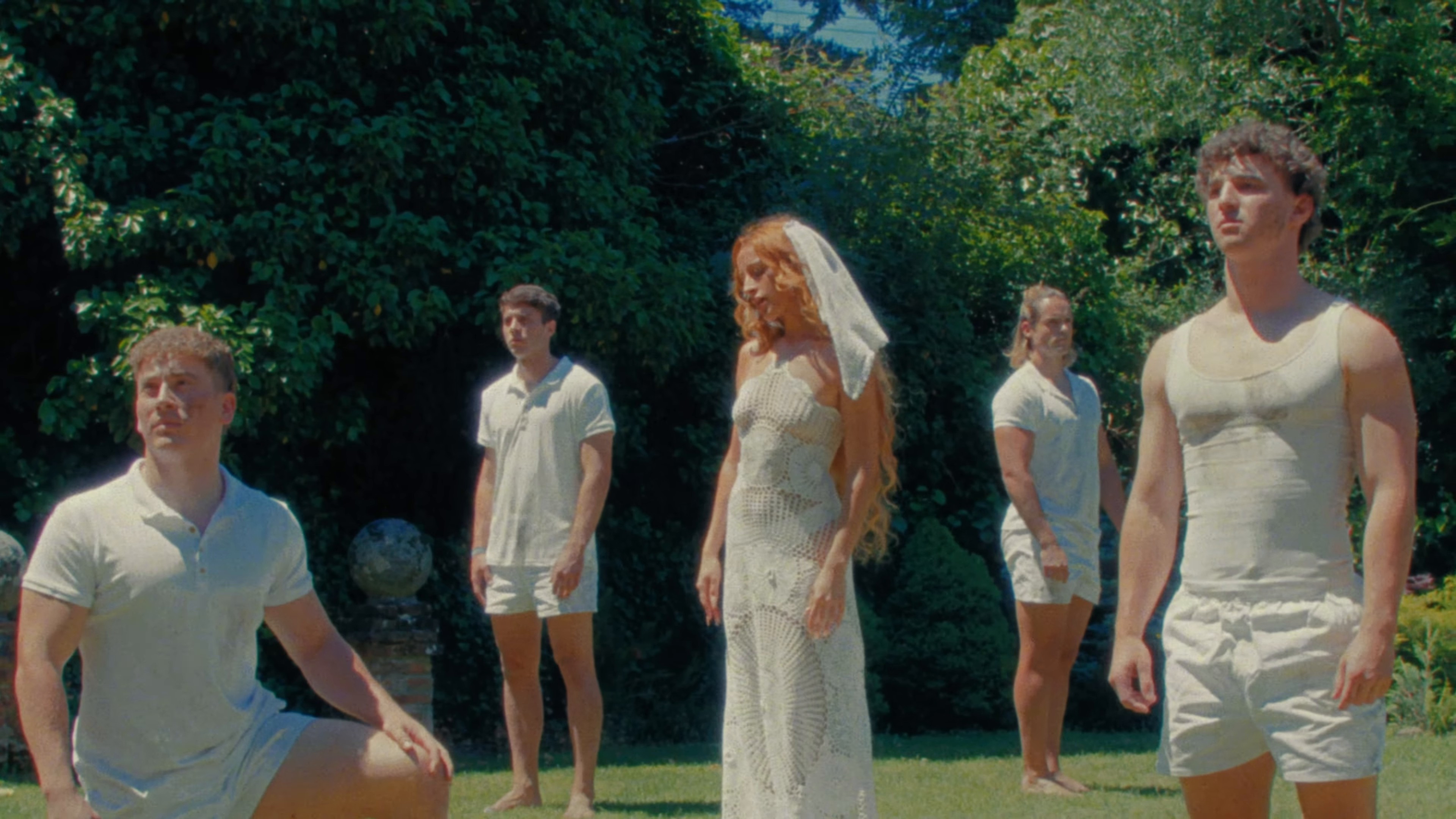 Como en un Drama Italiano (2024) —  shot,  lighting