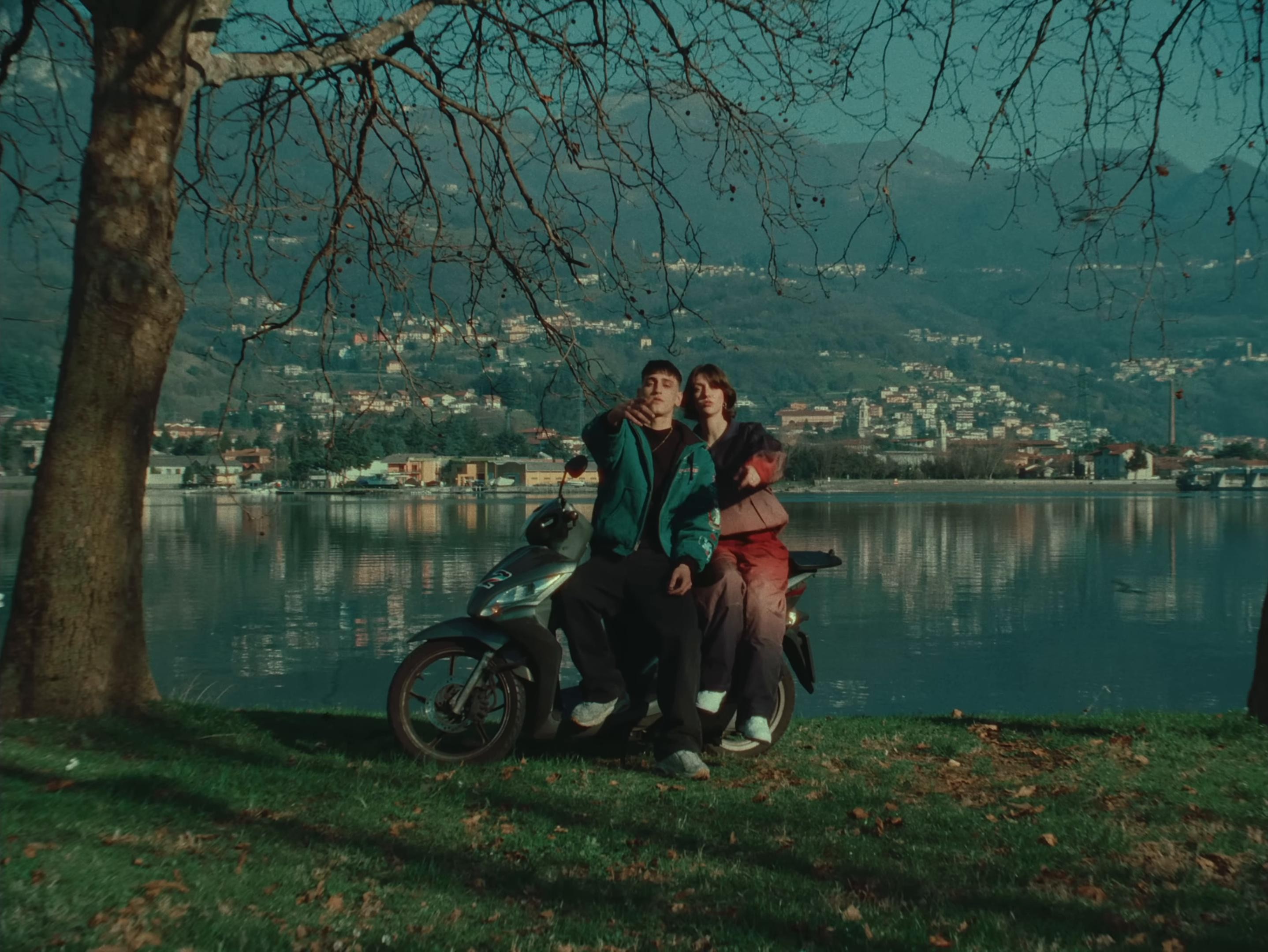 FEBBRE DELL'ORO (2025) —  shot,  lighting