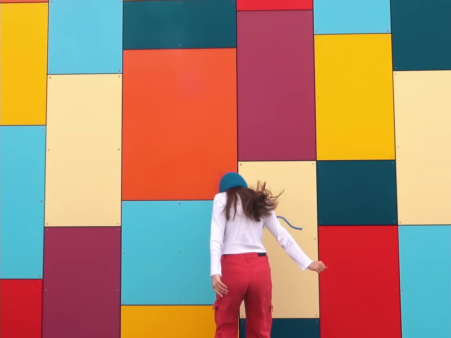 C'est drôle (2023) —  shot,  lighting