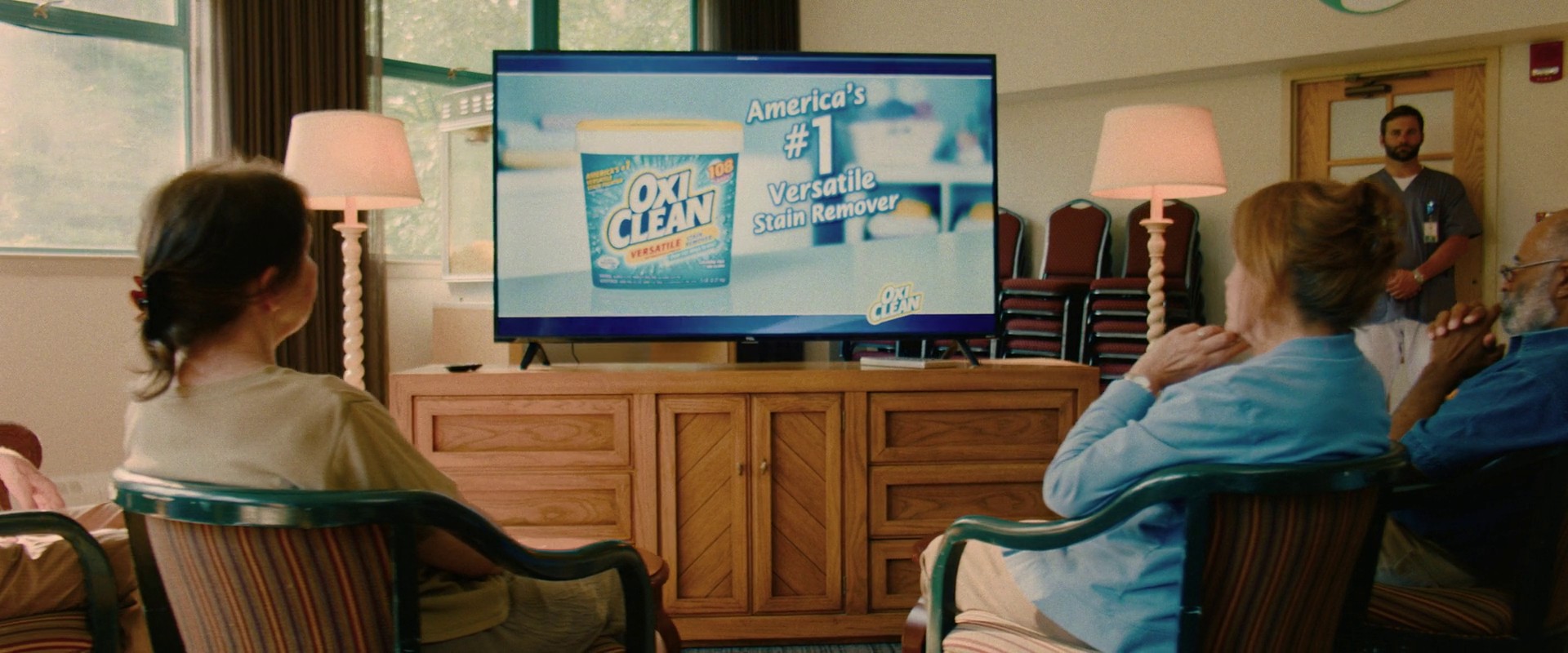 I Care a Lot (2020) —  shot,  lighting