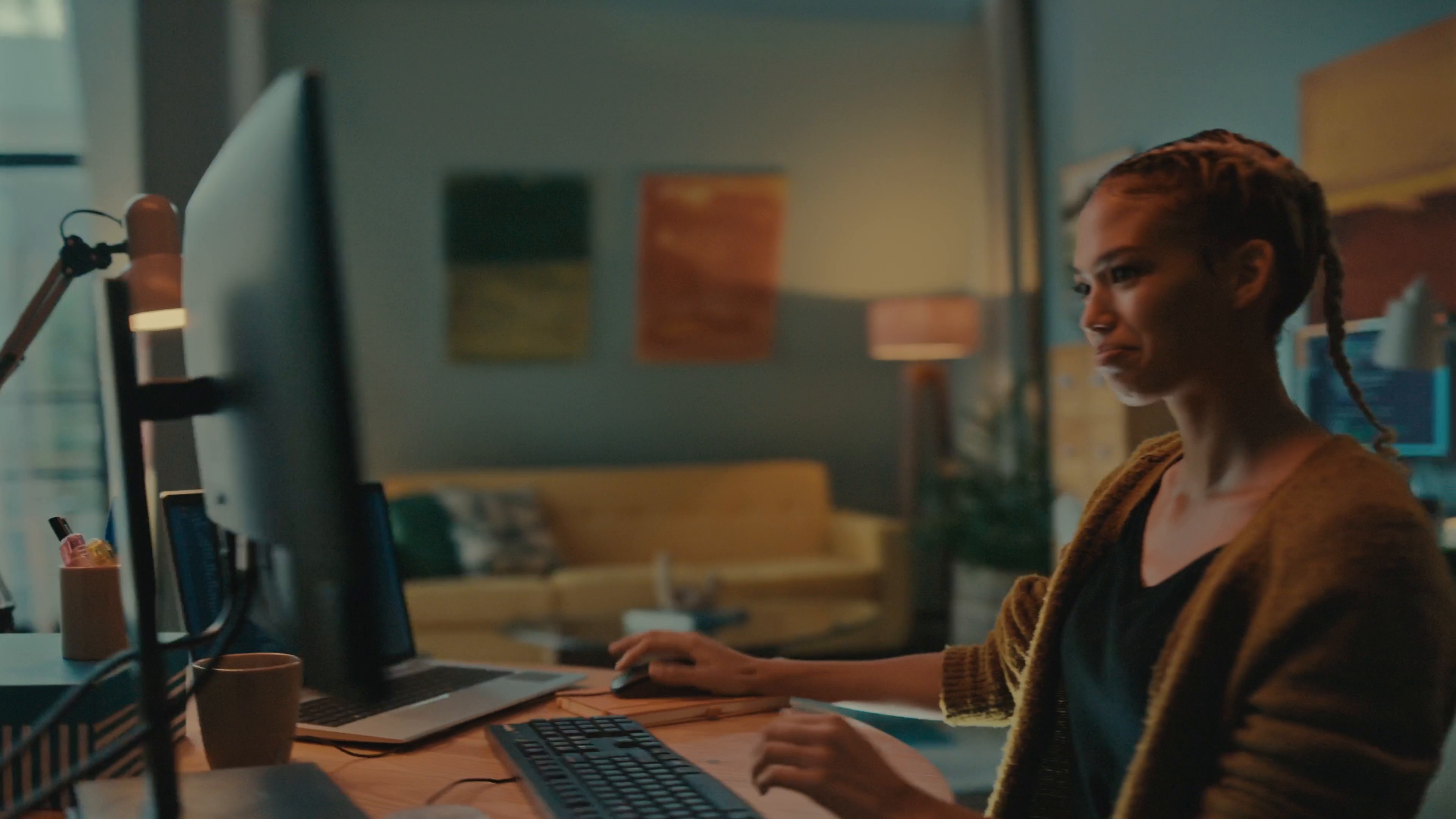 Circle - Open Money (2024) —  shot,  lighting