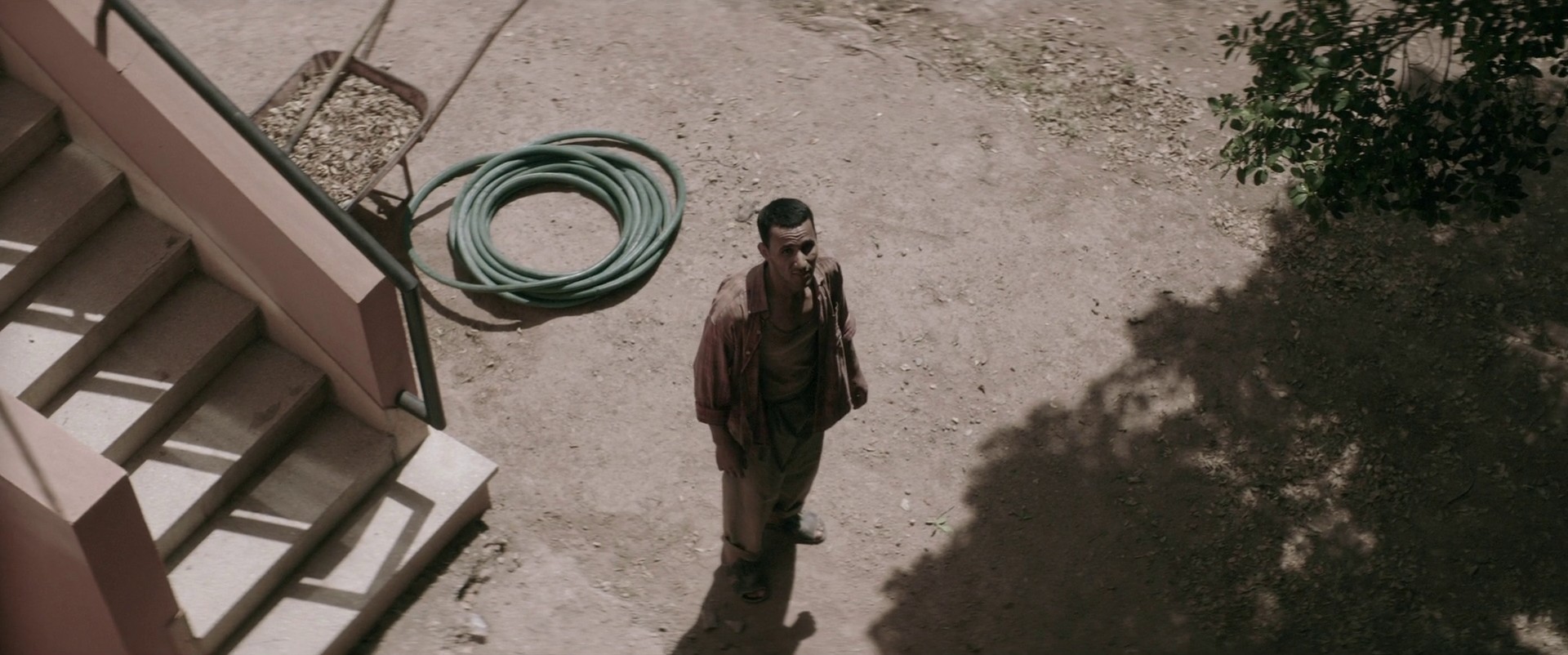 Yves Saint Laurent (2014) —  shot,  lighting