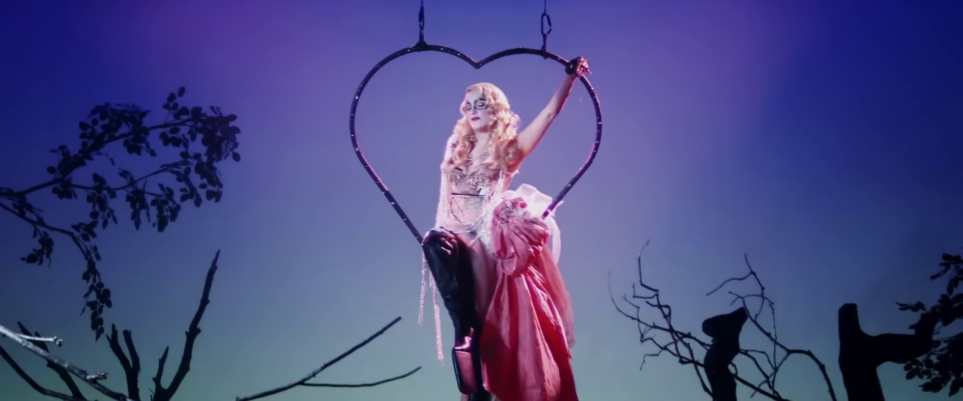 Unholy  (2022) —  shot,  lighting