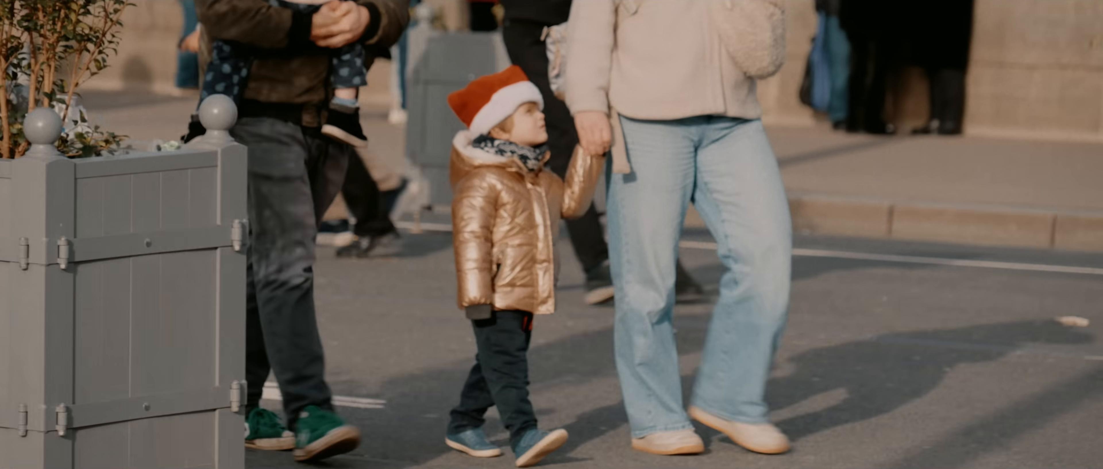 PANAME REND FOU (2024) —  shot,  lighting