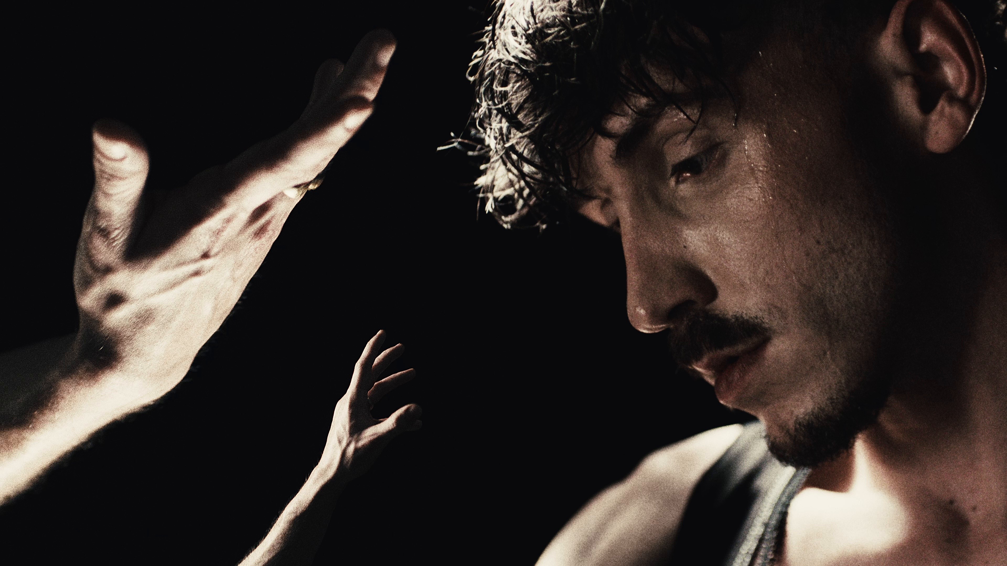 Merci pour les fleurs (2026) —  shot,  lighting