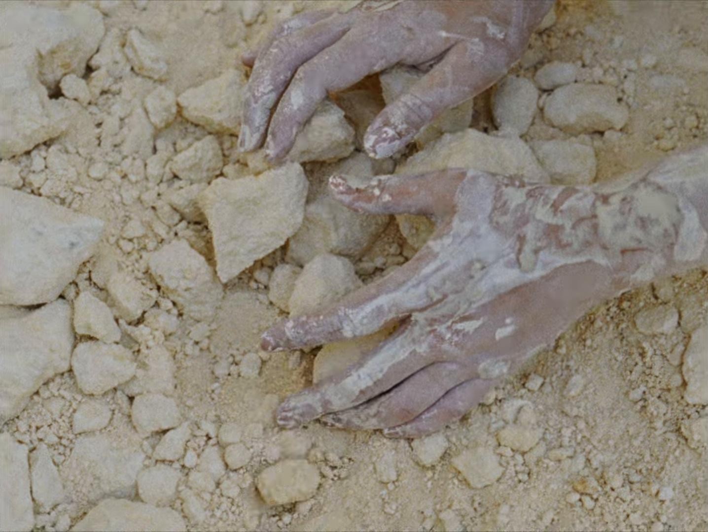 La Loba (2025) —  shot,  lighting