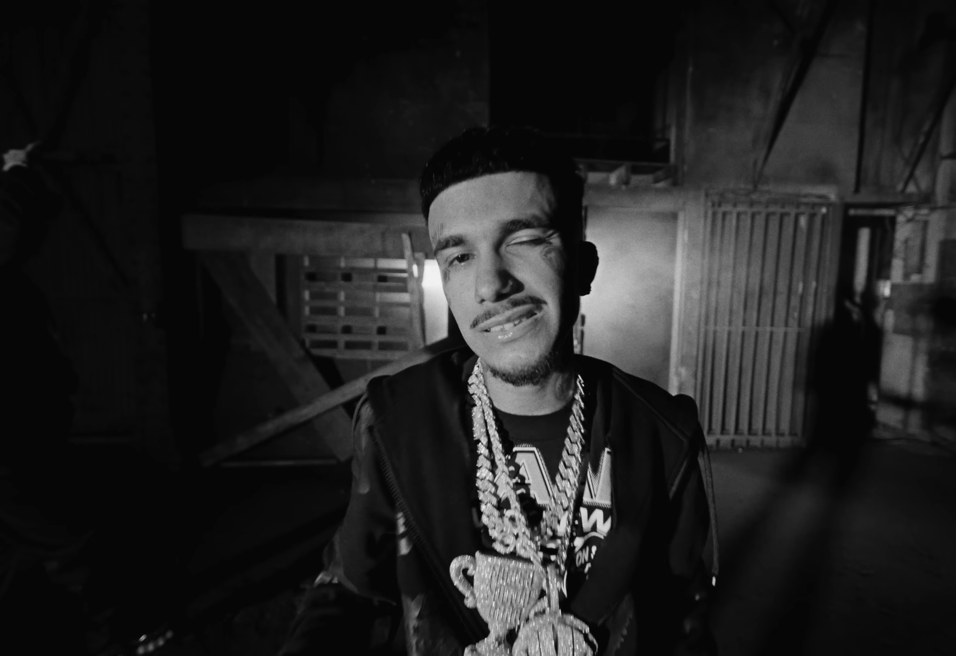 BRINGBLICK (2025) —  shot,  lighting