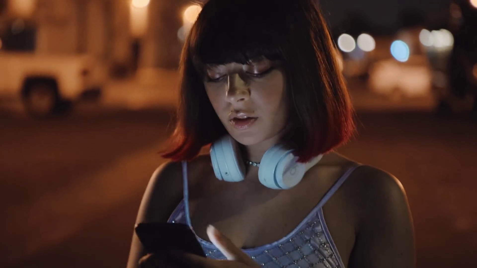 1999 (2018) —  shot,  lighting