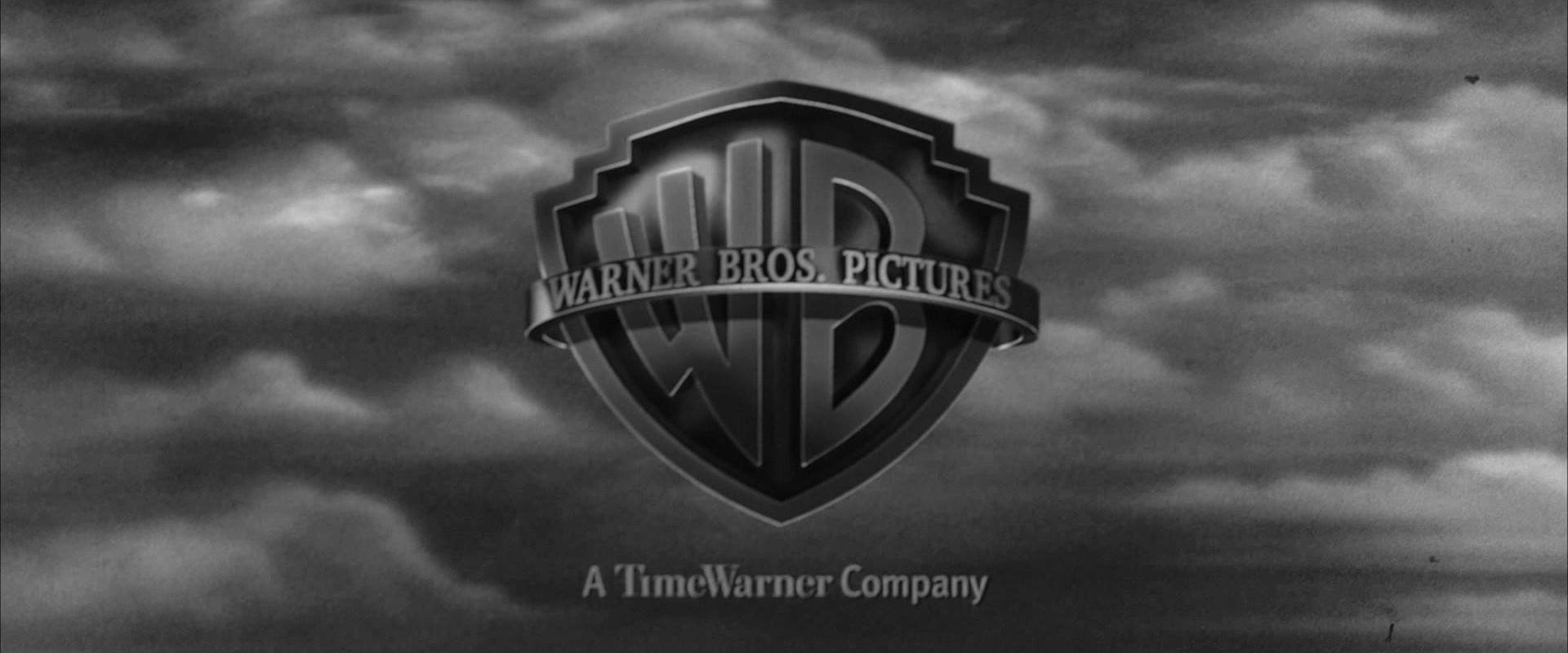 V for Vendetta (2005) —  shot,  lighting