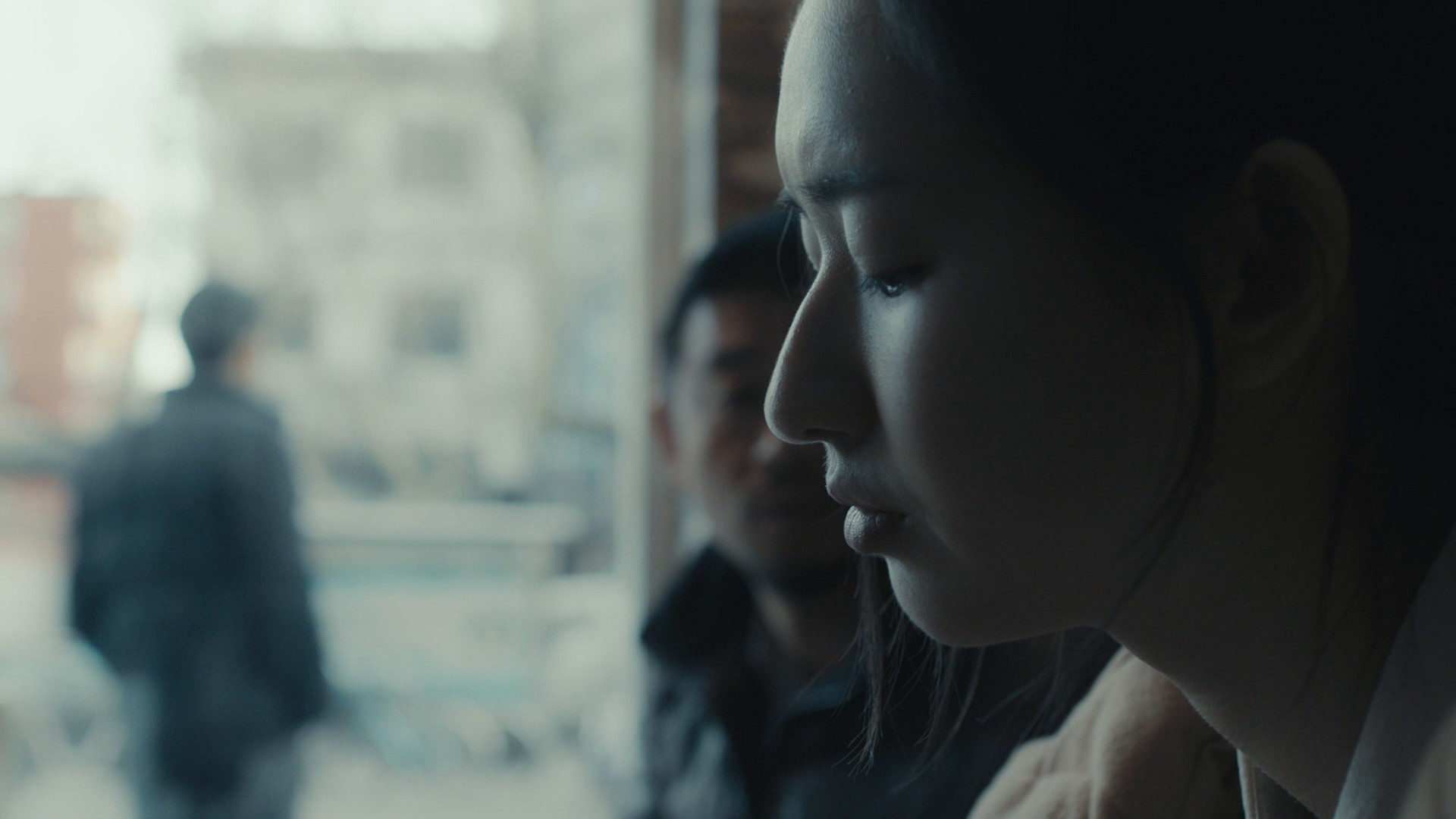 An Elephant Sitting Still (2019) —  shot,  lighting