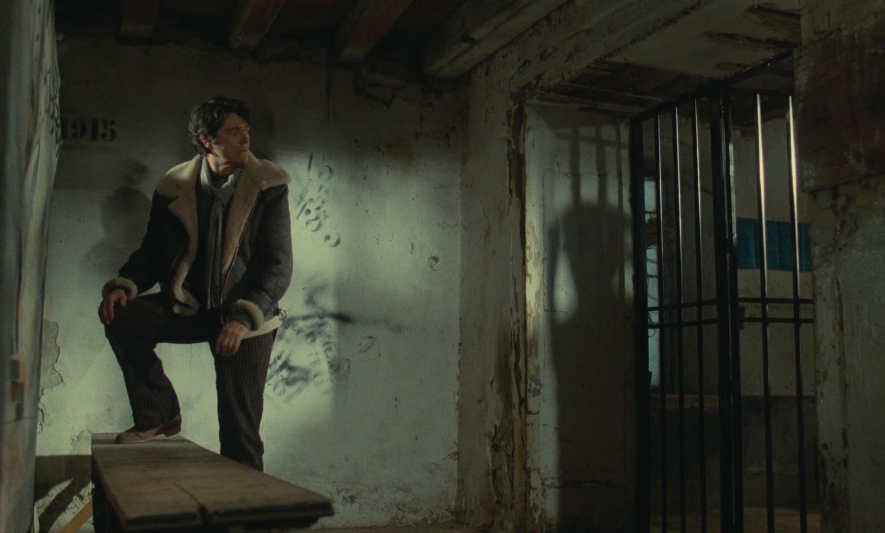 Litan (1982) —  shot,  lighting