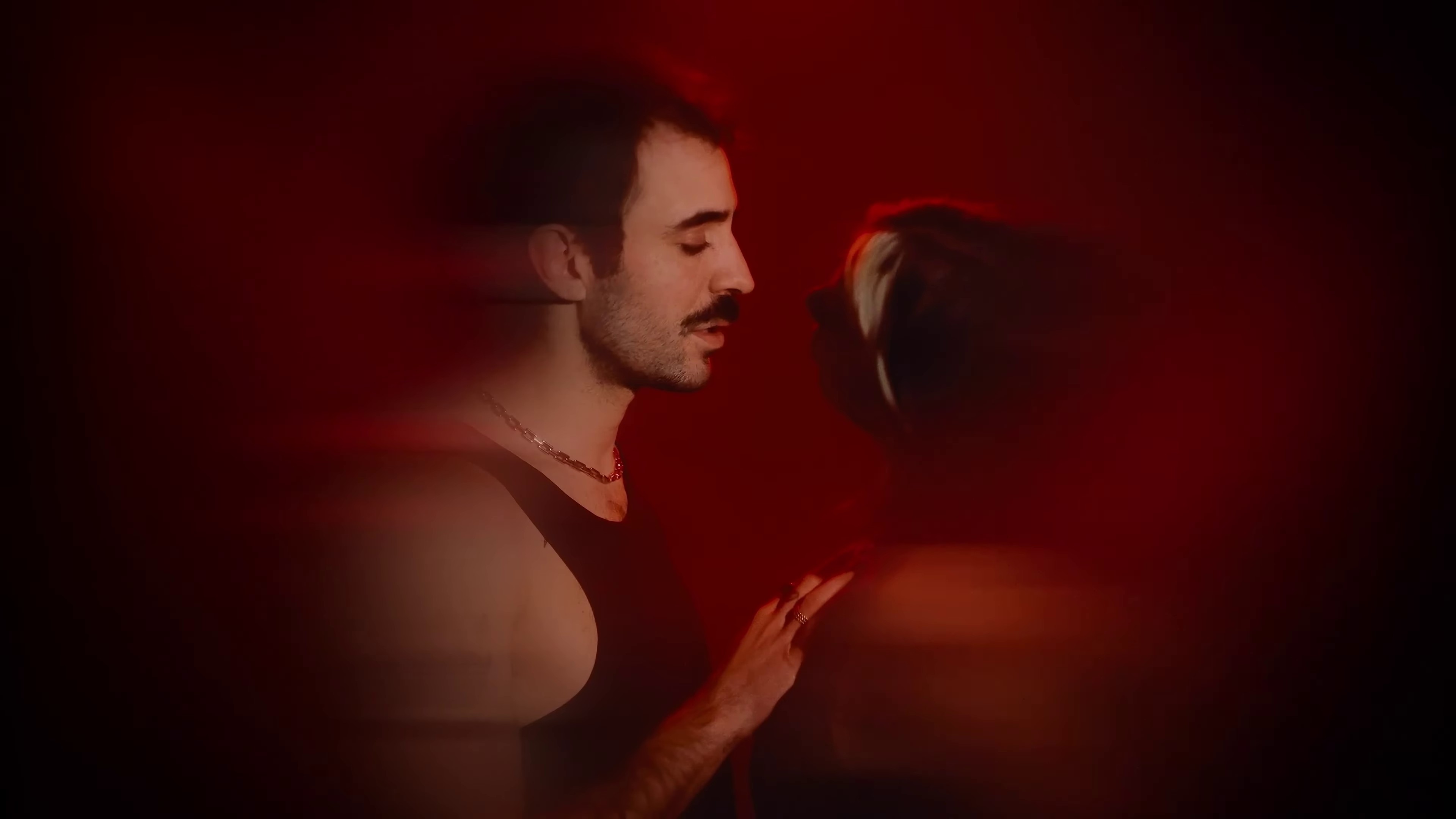 Aïe (2024) —  shot,  lighting