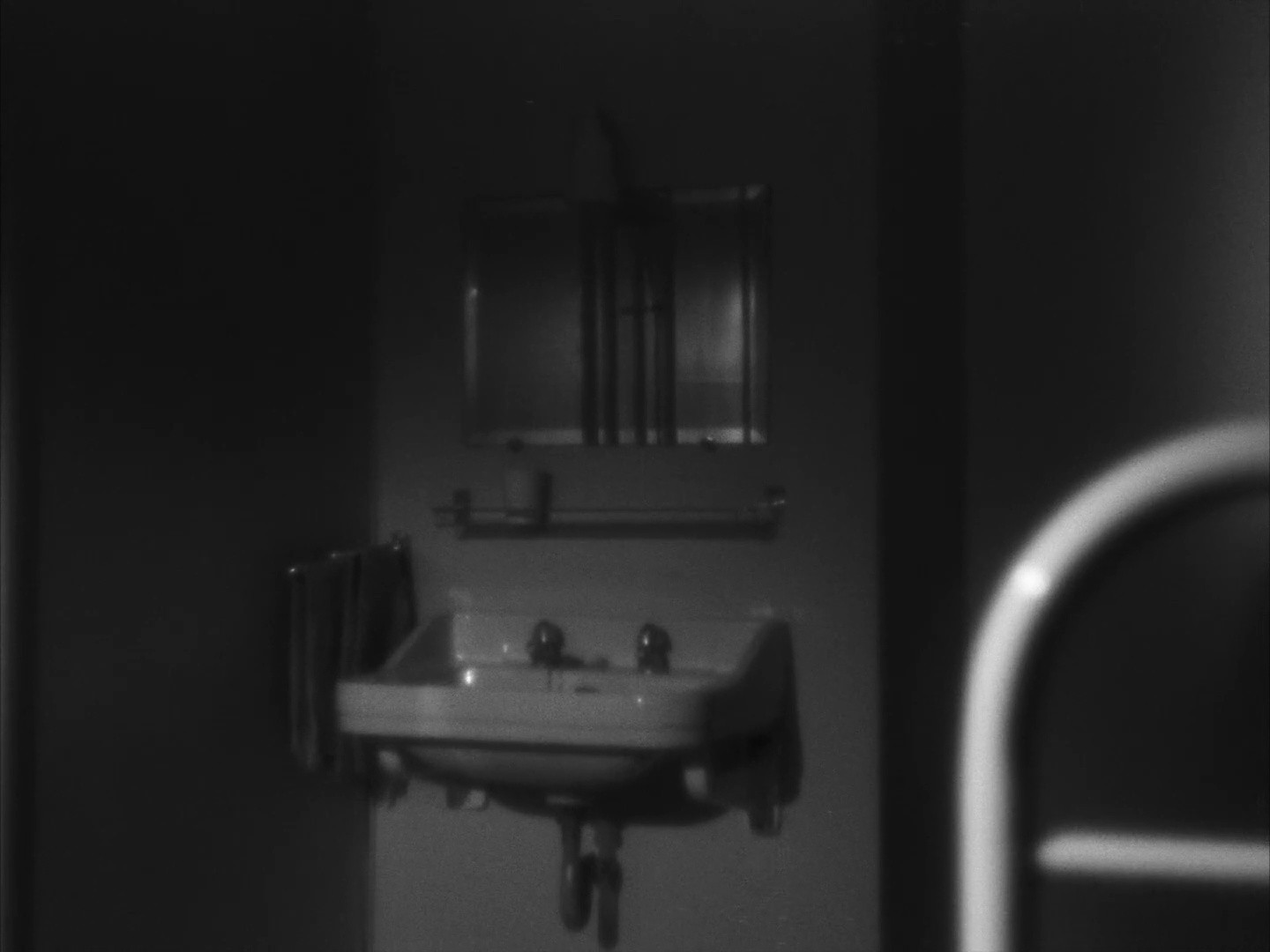 The cheat (1952) —  shot,  lighting