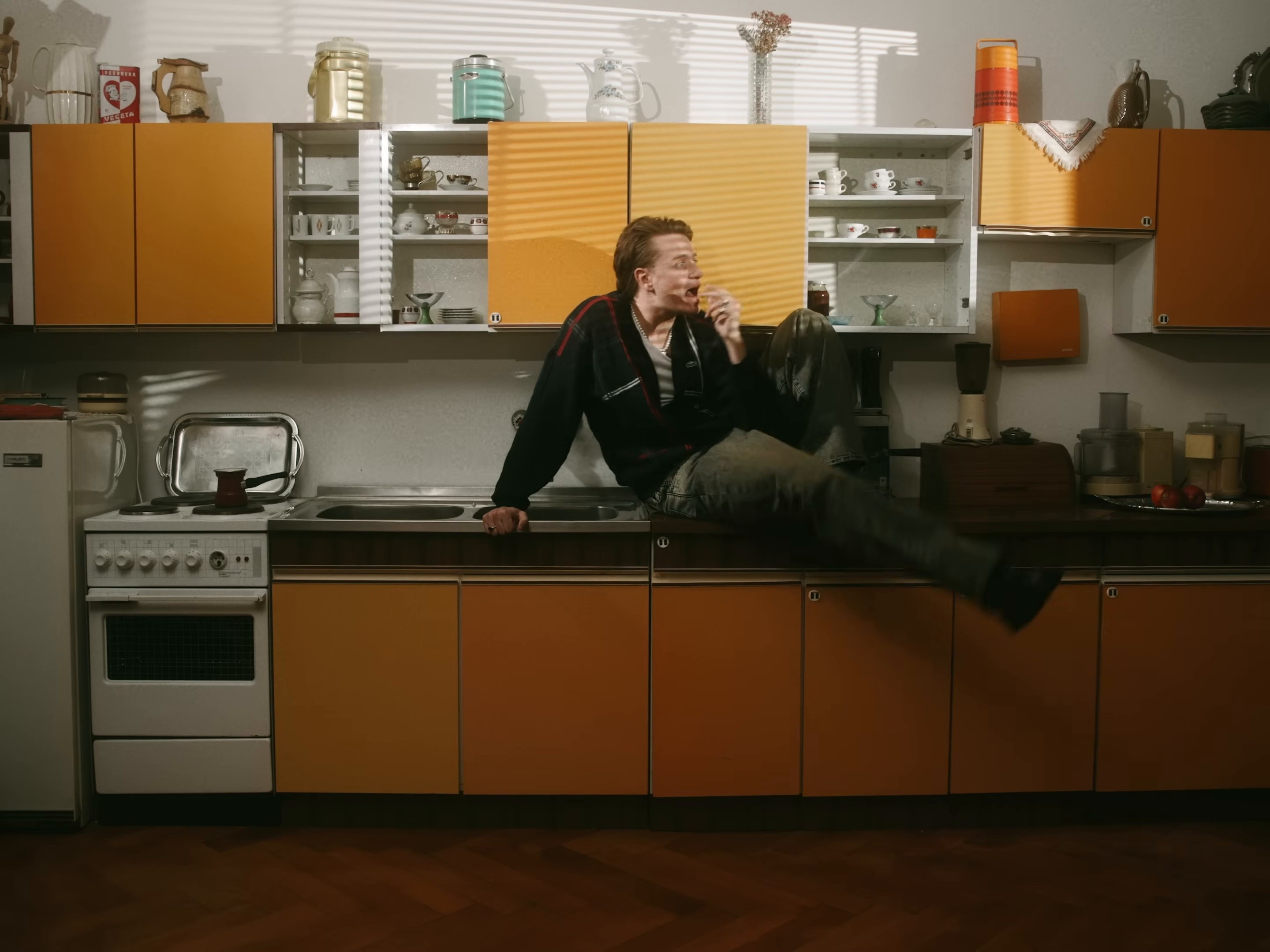 Ja volim (2026) —  shot,  lighting