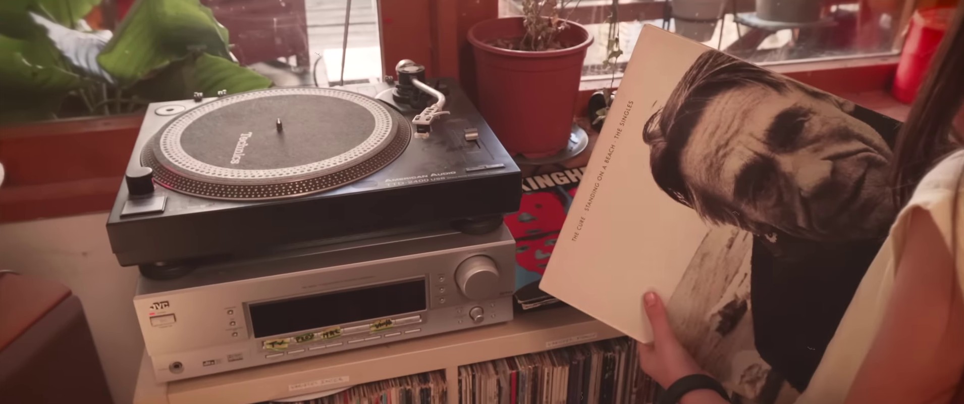 Émilie dansait  (2022) —  shot,  lighting