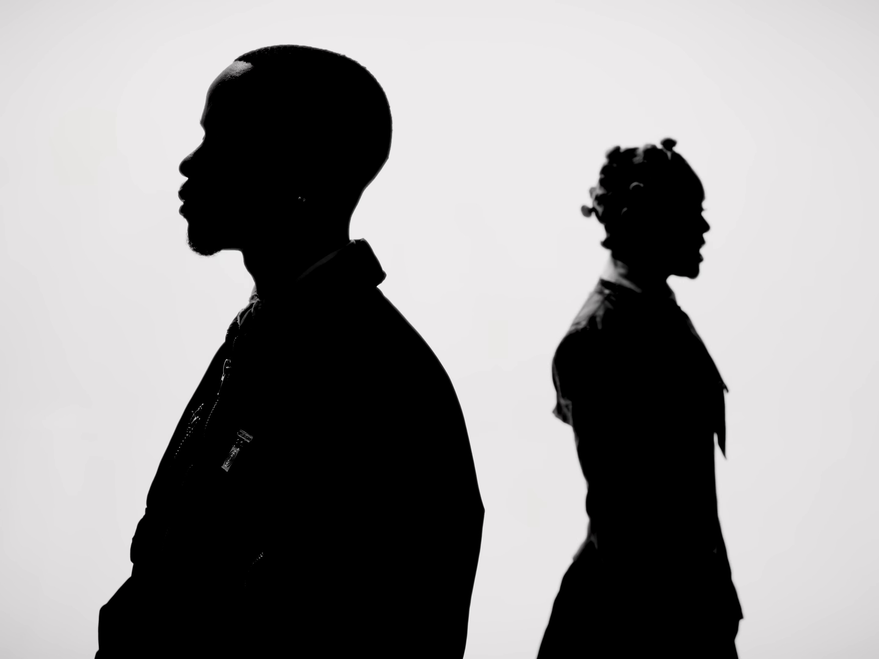 poser (2025) —  shot,  lighting