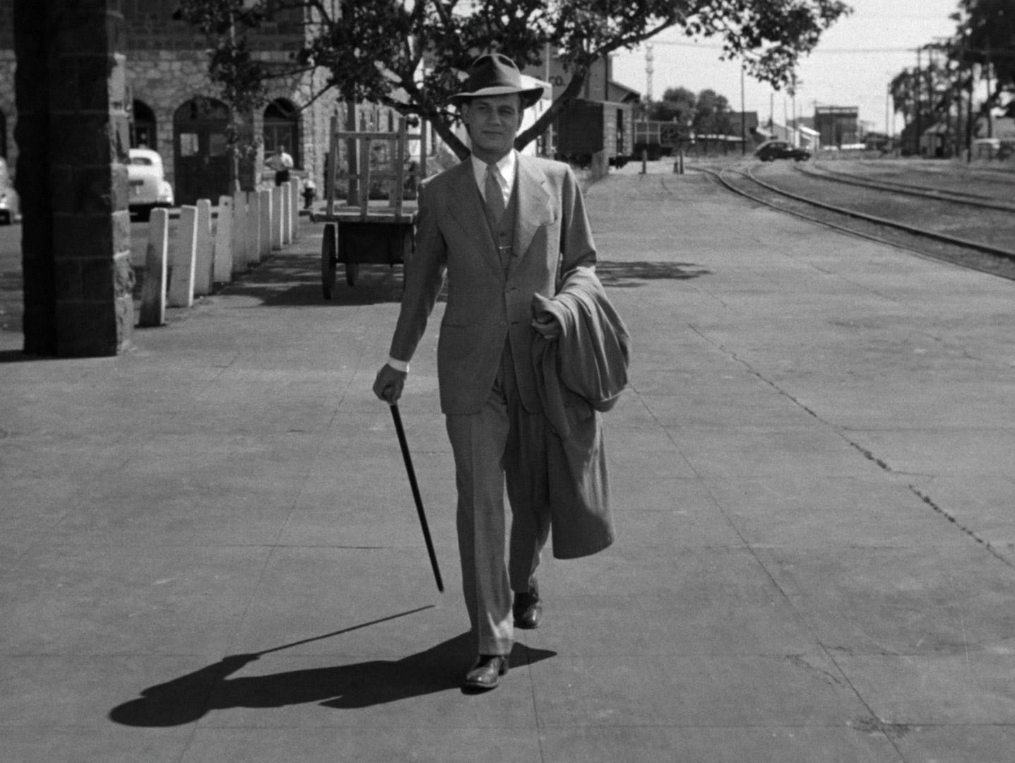 Shadow of a Doubt (1943) —  shot,  lighting