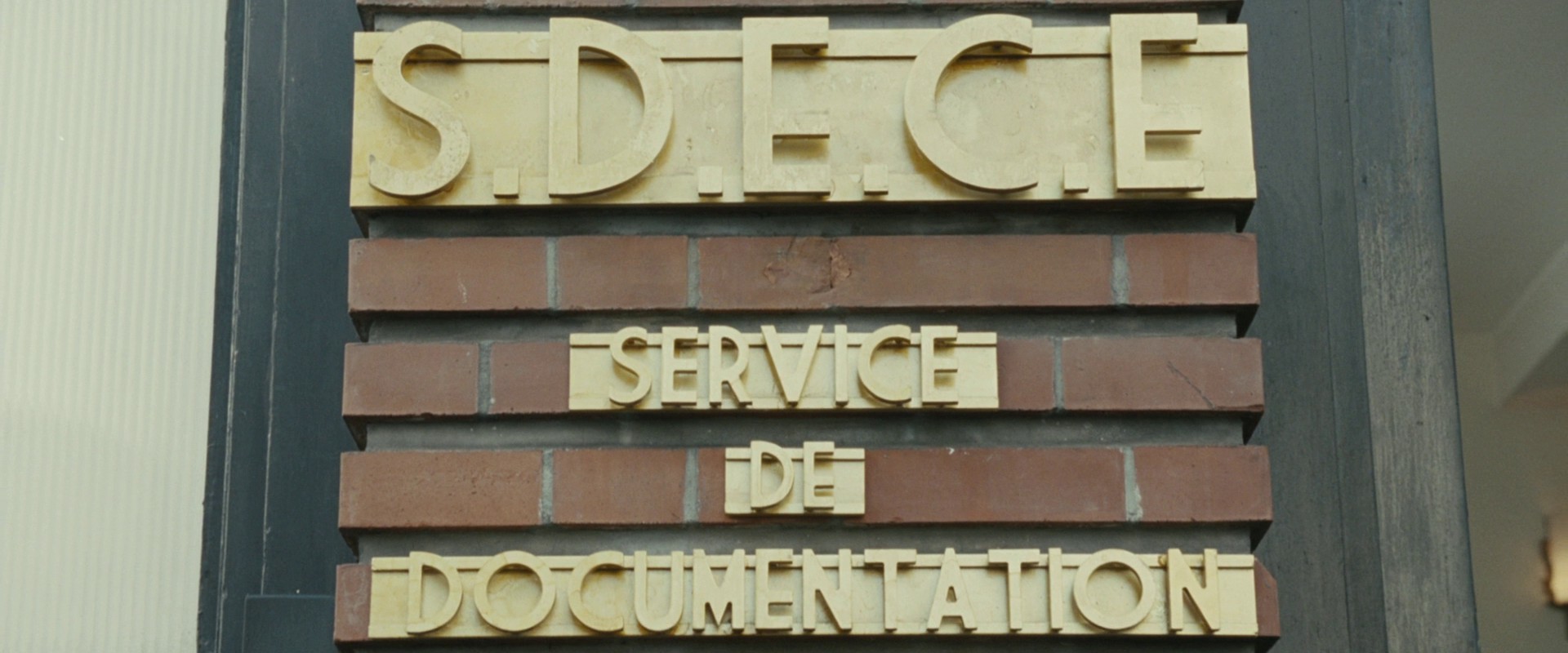 OSS 117: Lost in Rio (2009) —  shot,  lighting