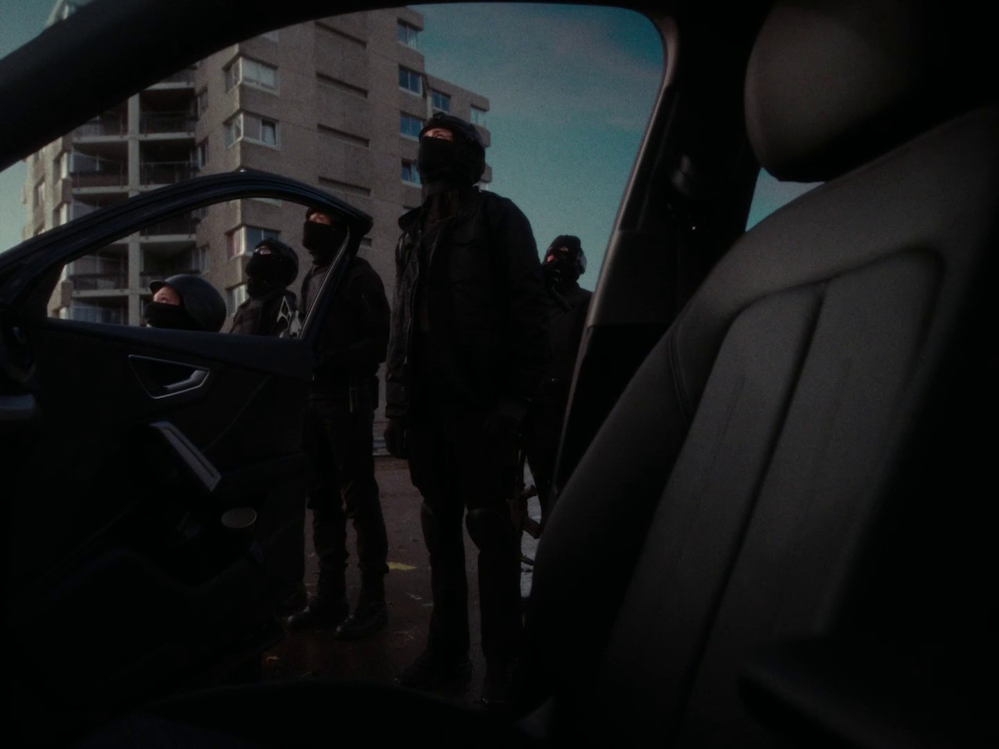 BLOKKE GEPIKT (2024) —  shot,  lighting