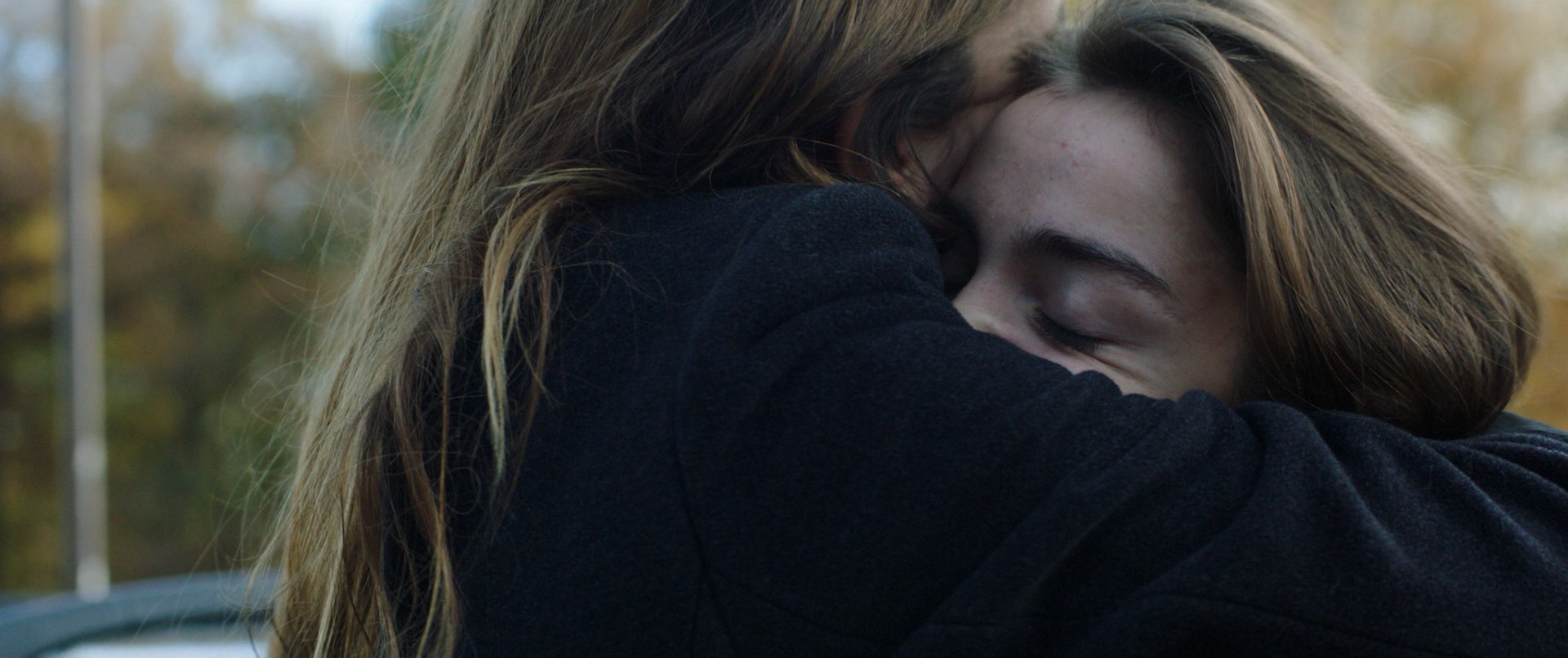 Raw (2016) —  shot,  lighting