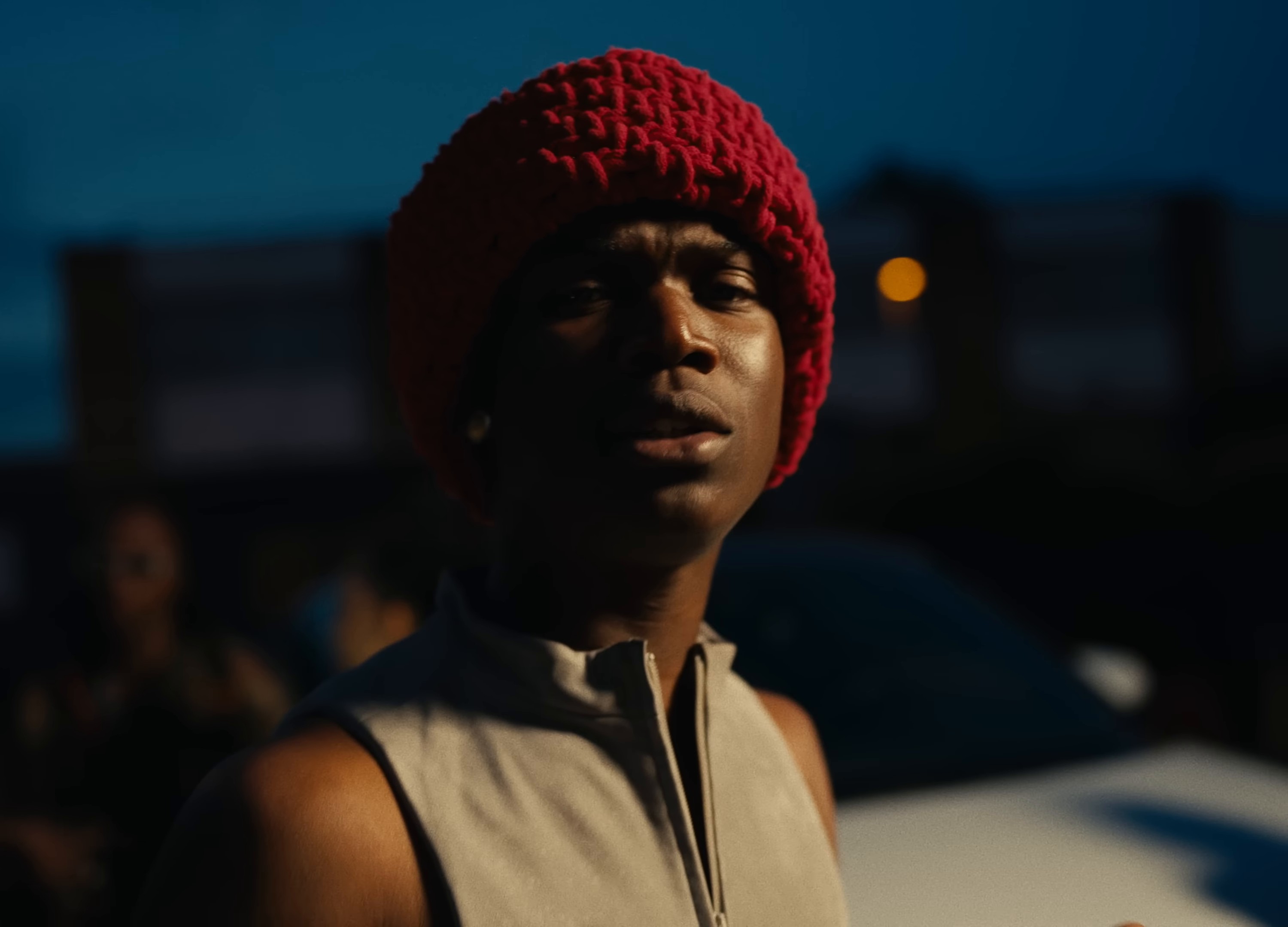 Fatigué (remix) (2024) —  shot,  lighting