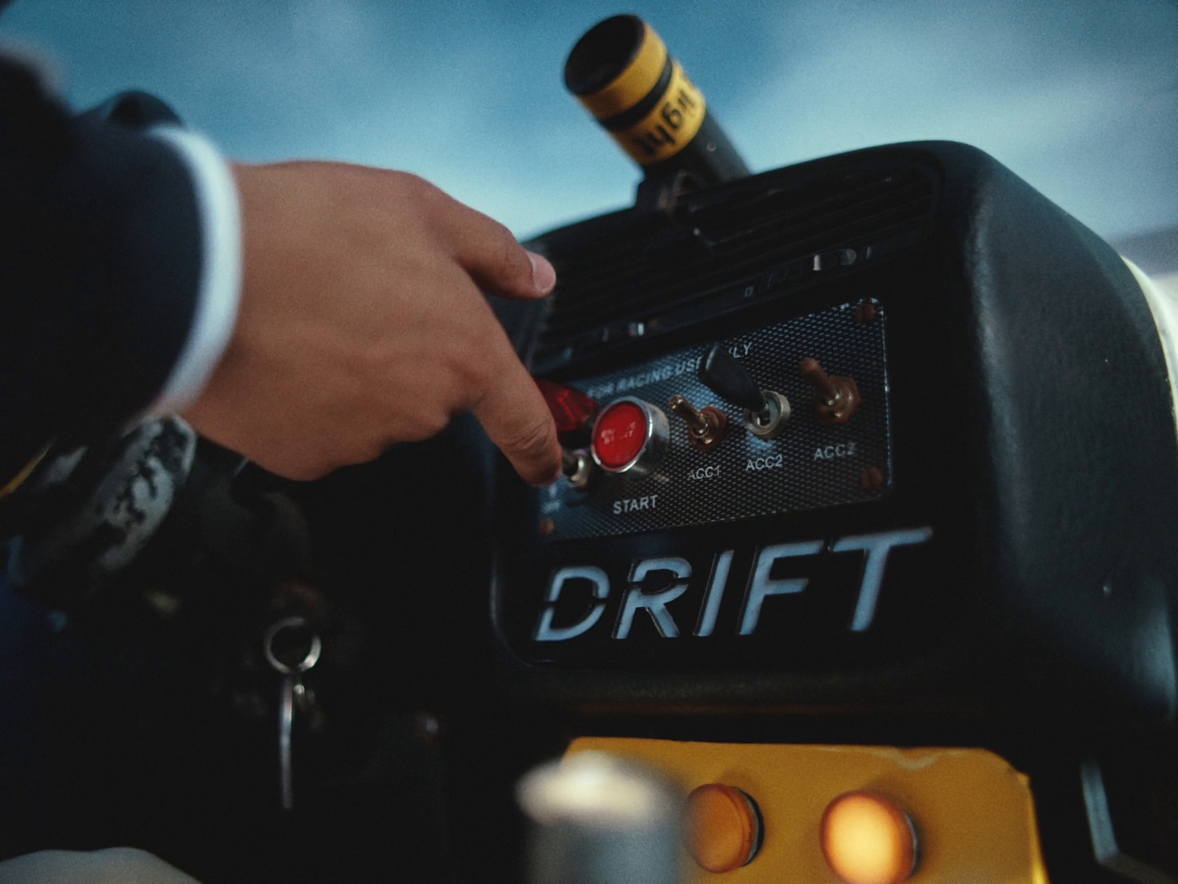 DEN DEN (2025) —  shot,  lighting