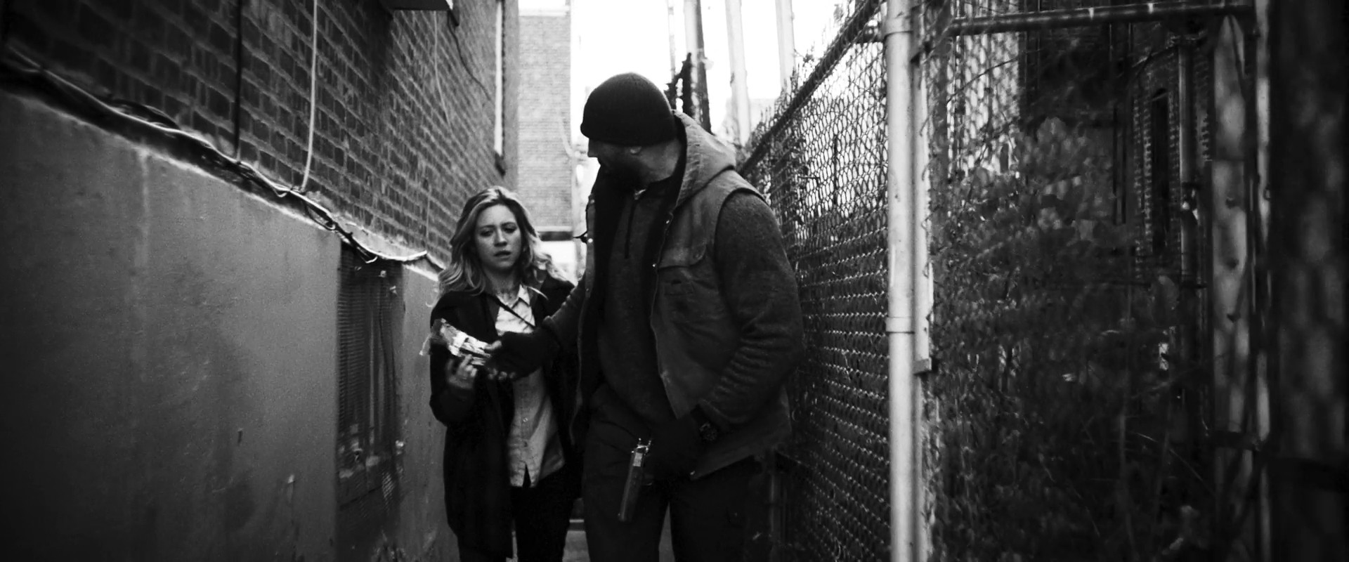 Bushwick (2017) —  shot,  lighting