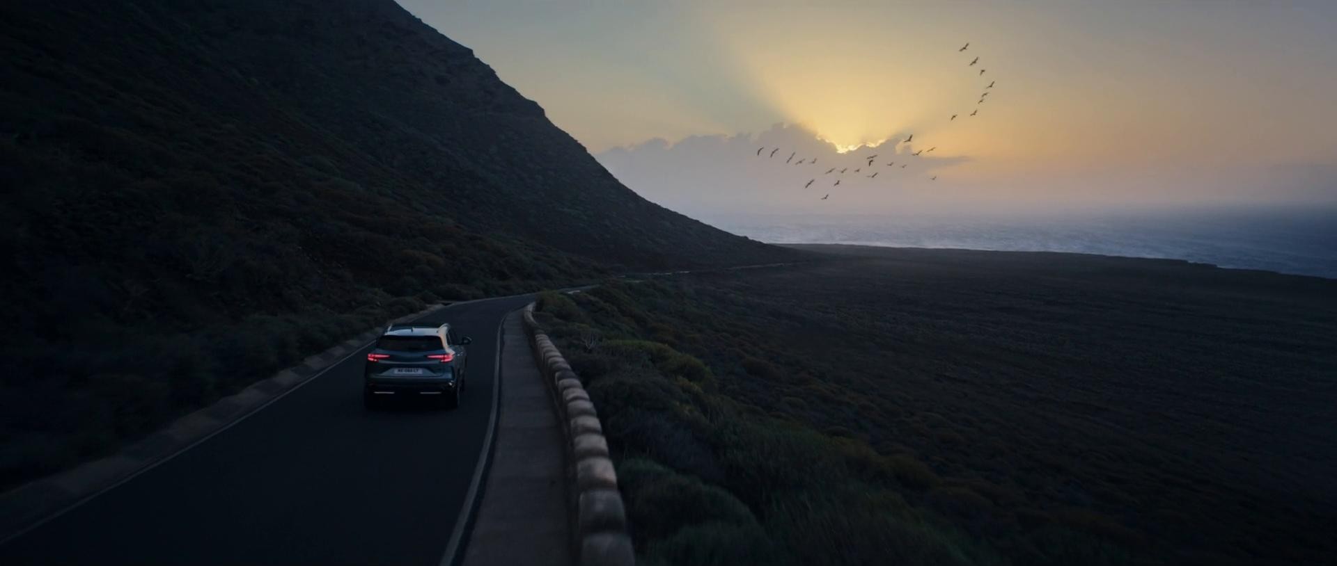 RENAULT - VOYAGE (2025) —  shot,  lighting