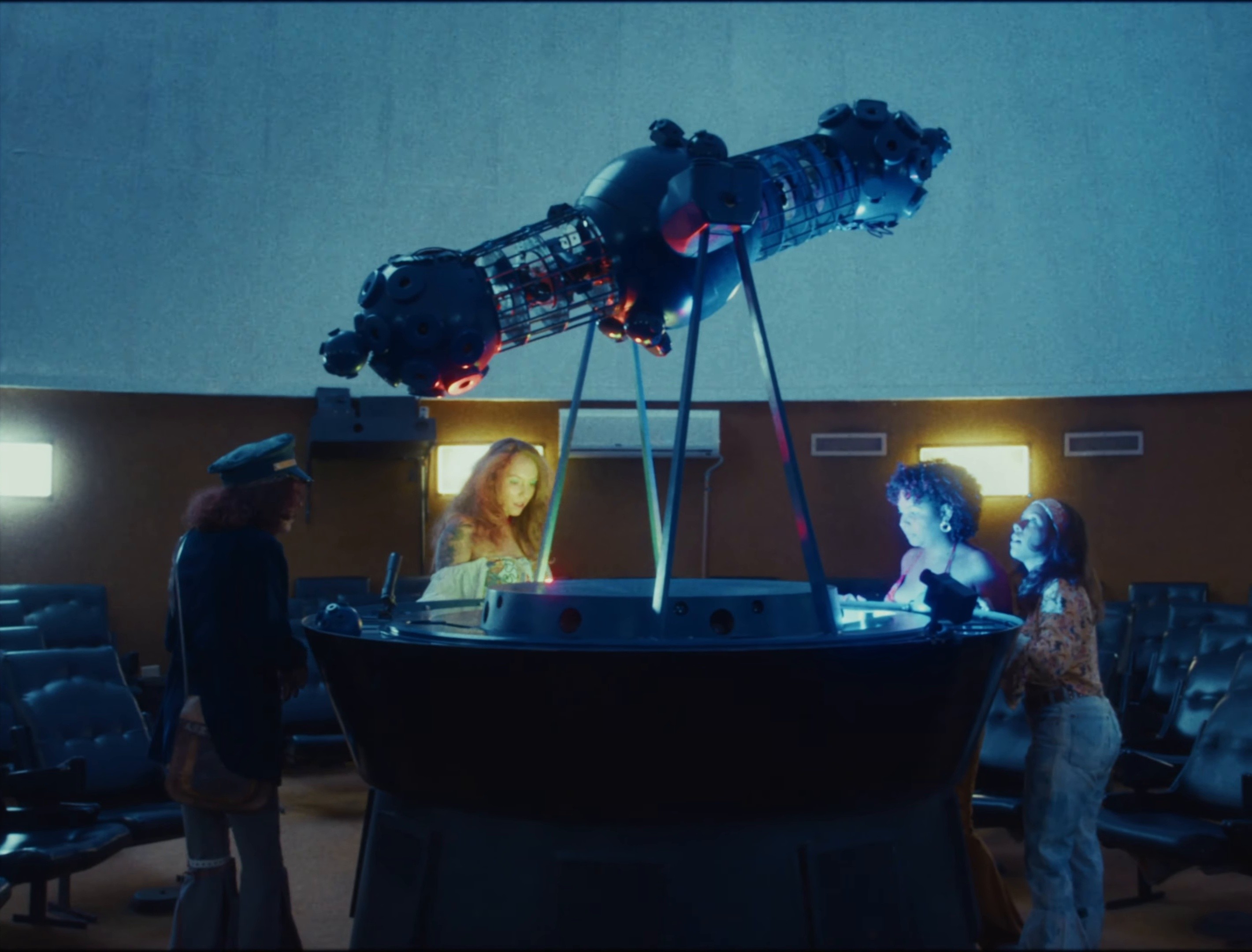 Chrystian & Ralf (Só Deus Sabe) (2025) —  shot,  lighting