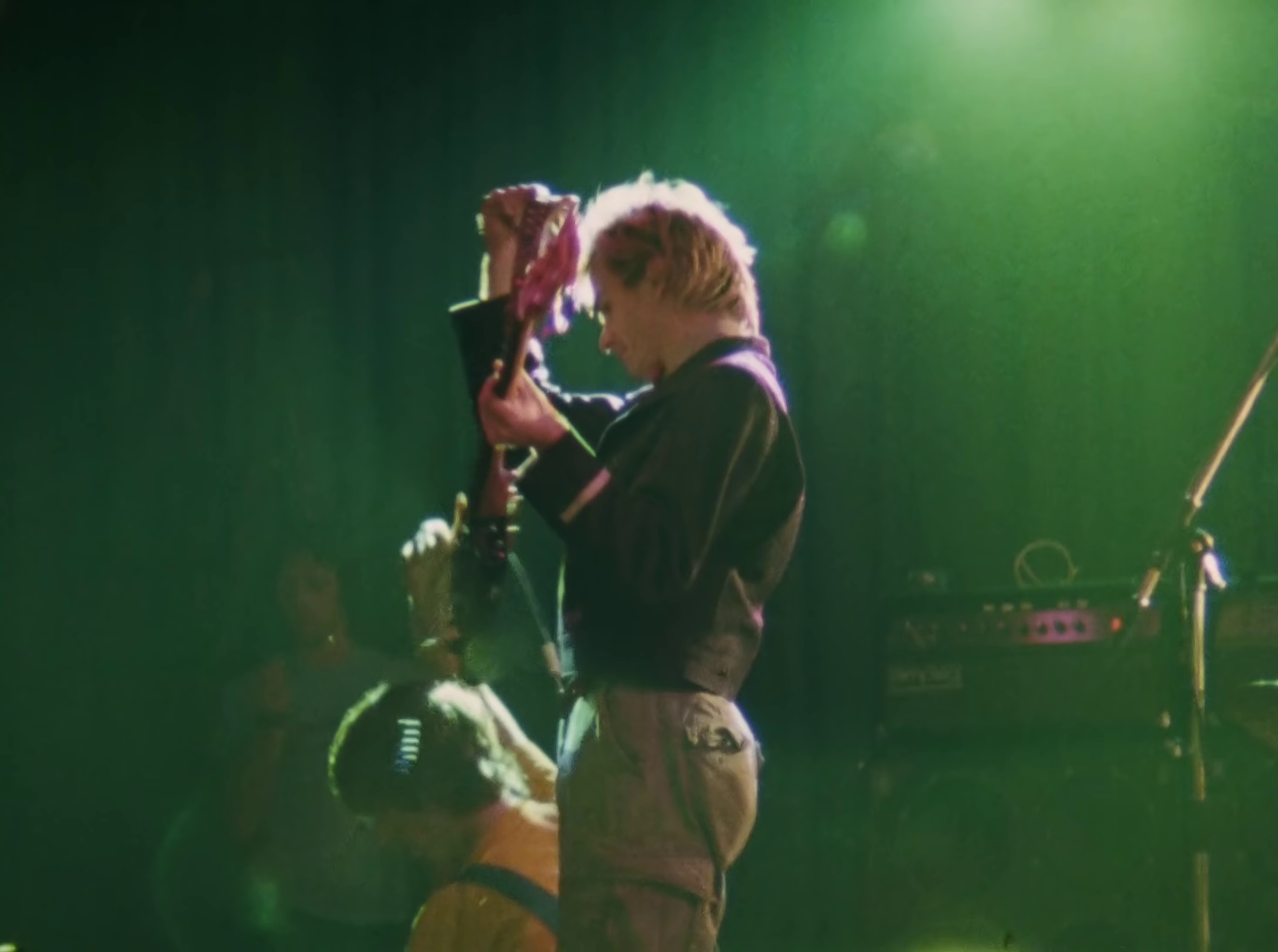 Message In A Bottle (1992) —  shot,  lighting