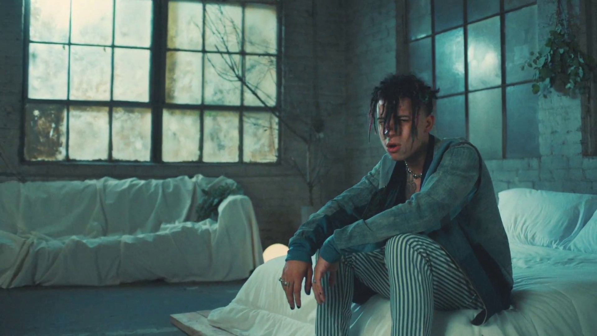 Mood (2020) —  shot,  lighting