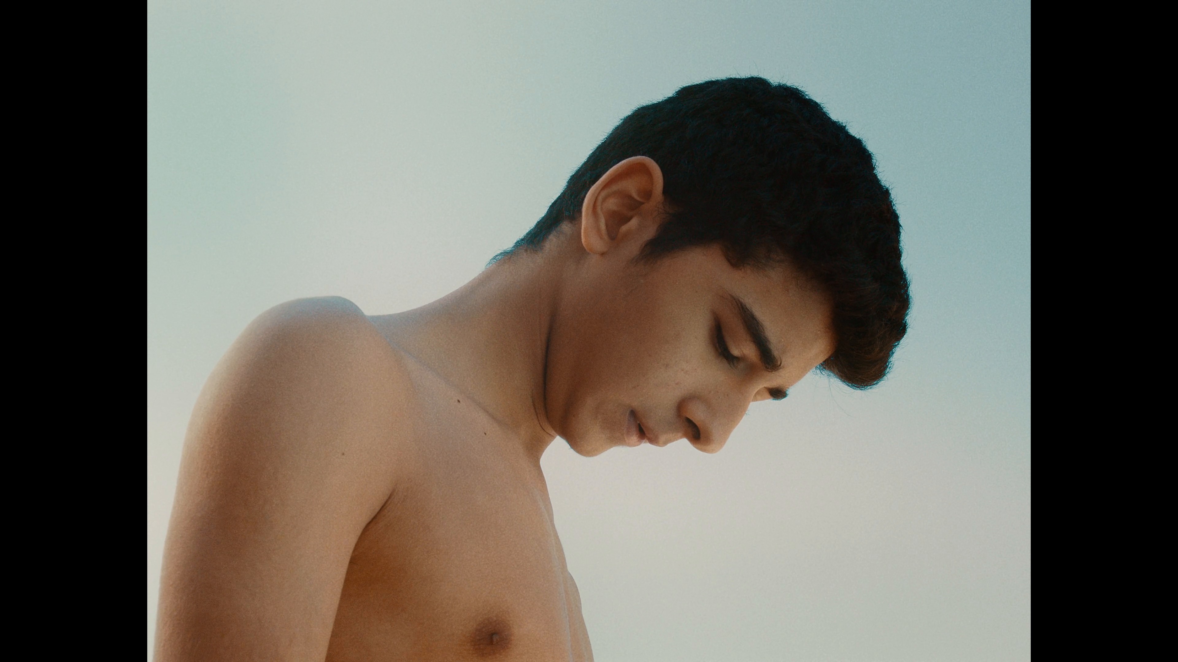 It starts with a scar (2021) —  shot,  lighting