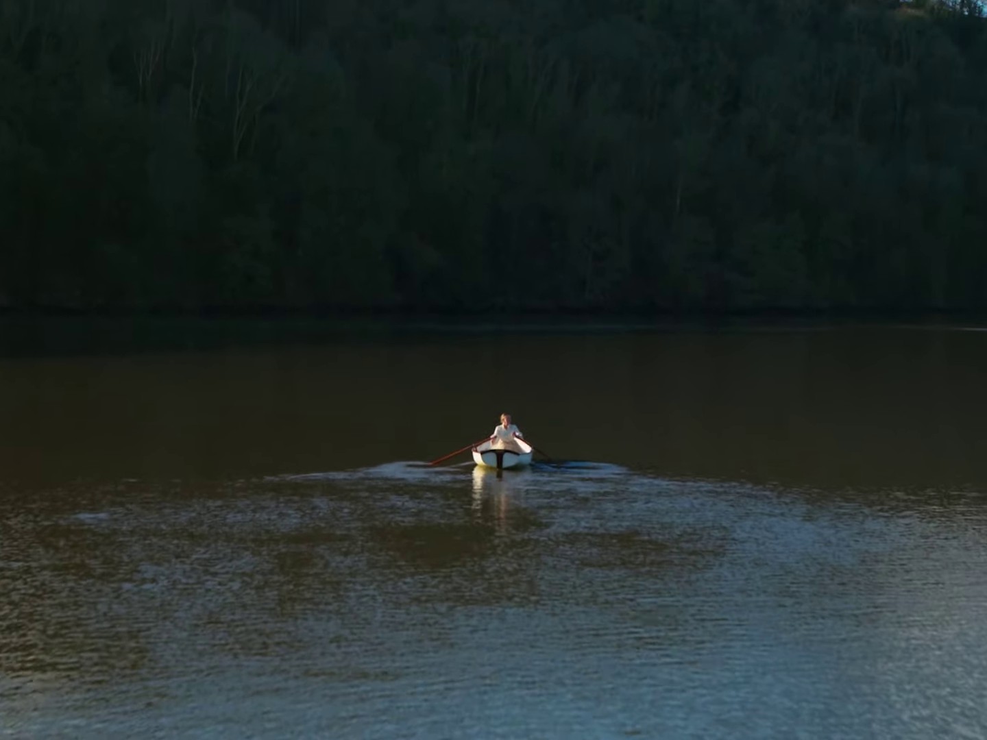 Mood to Make Love (2024) —  shot,  lighting