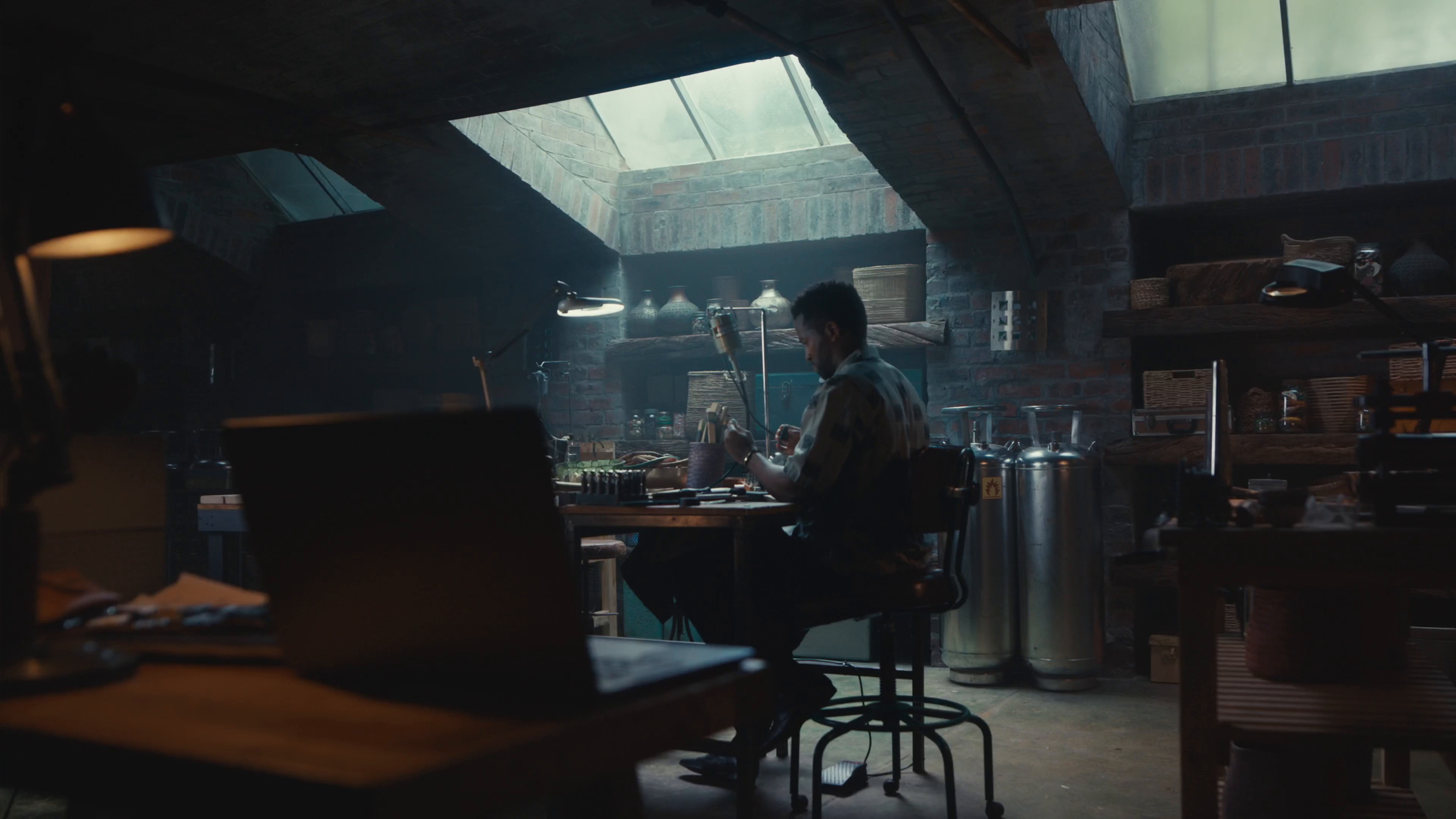 Circle - Open Money (2024) —  shot,  lighting