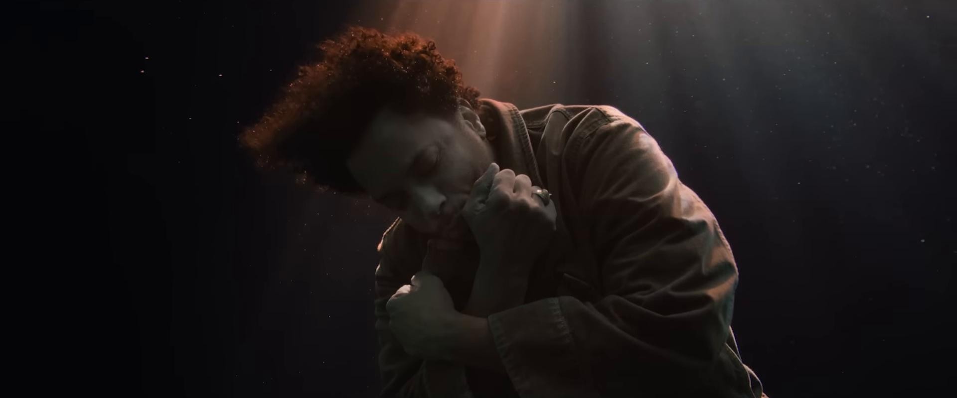 ton ventre (2025) —  shot,  lighting