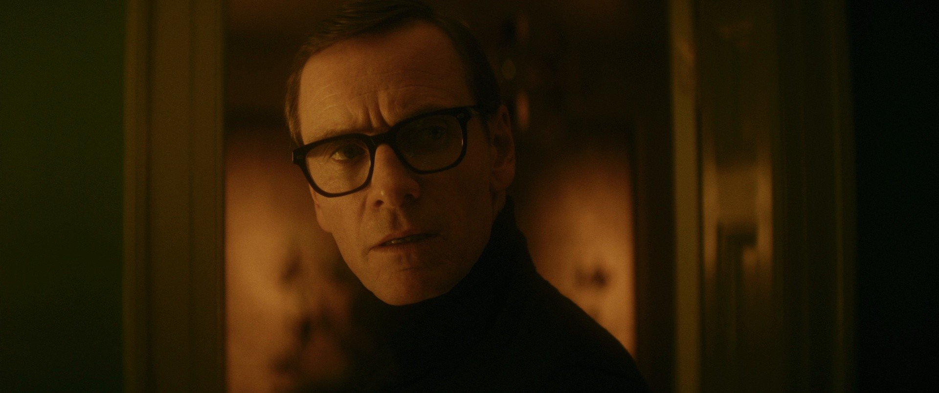 Black Bag (2025) —  shot,  lighting