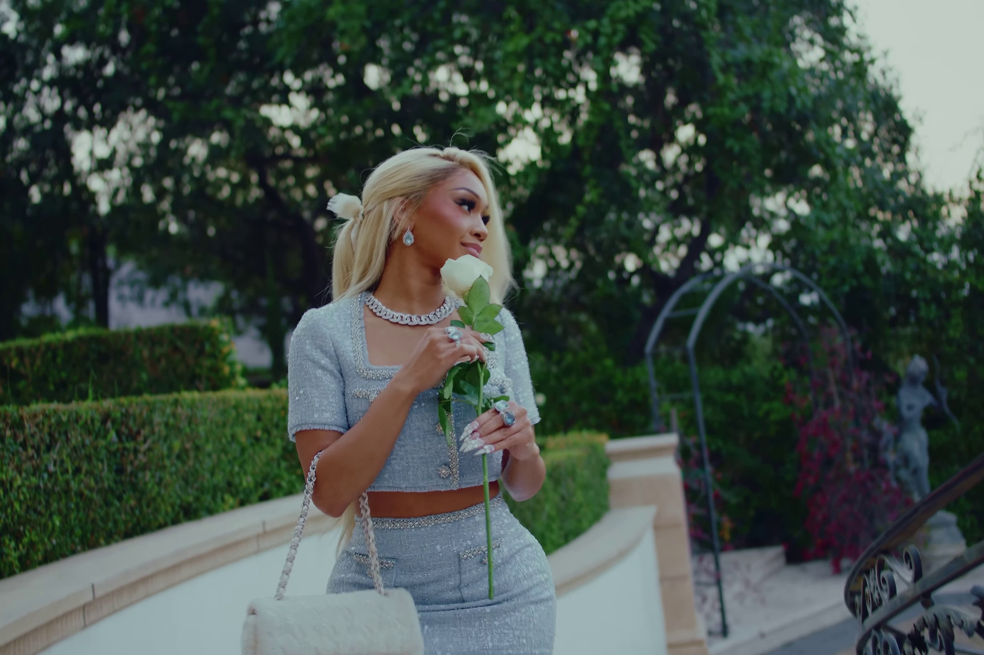 RICHTIVITIES (2024) —  shot,  lighting