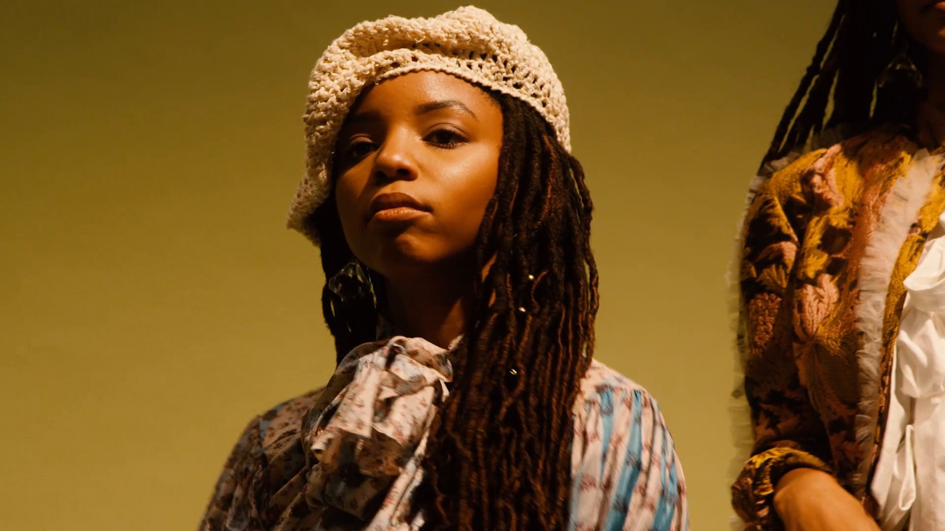 Chloe x Halle x Wonderland (2018) —  shot,  lighting