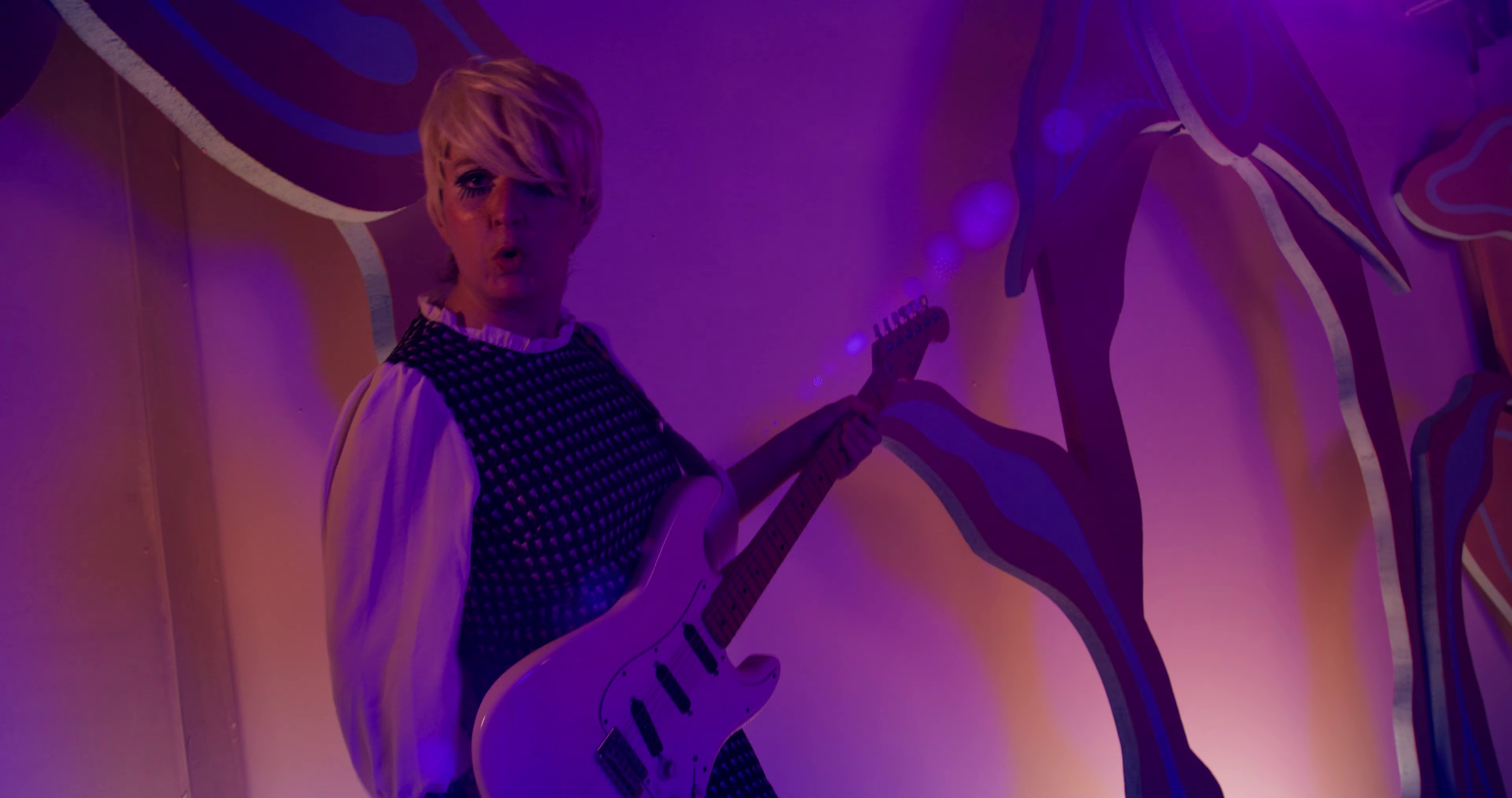 Haircut (2024) —  shot,  lighting