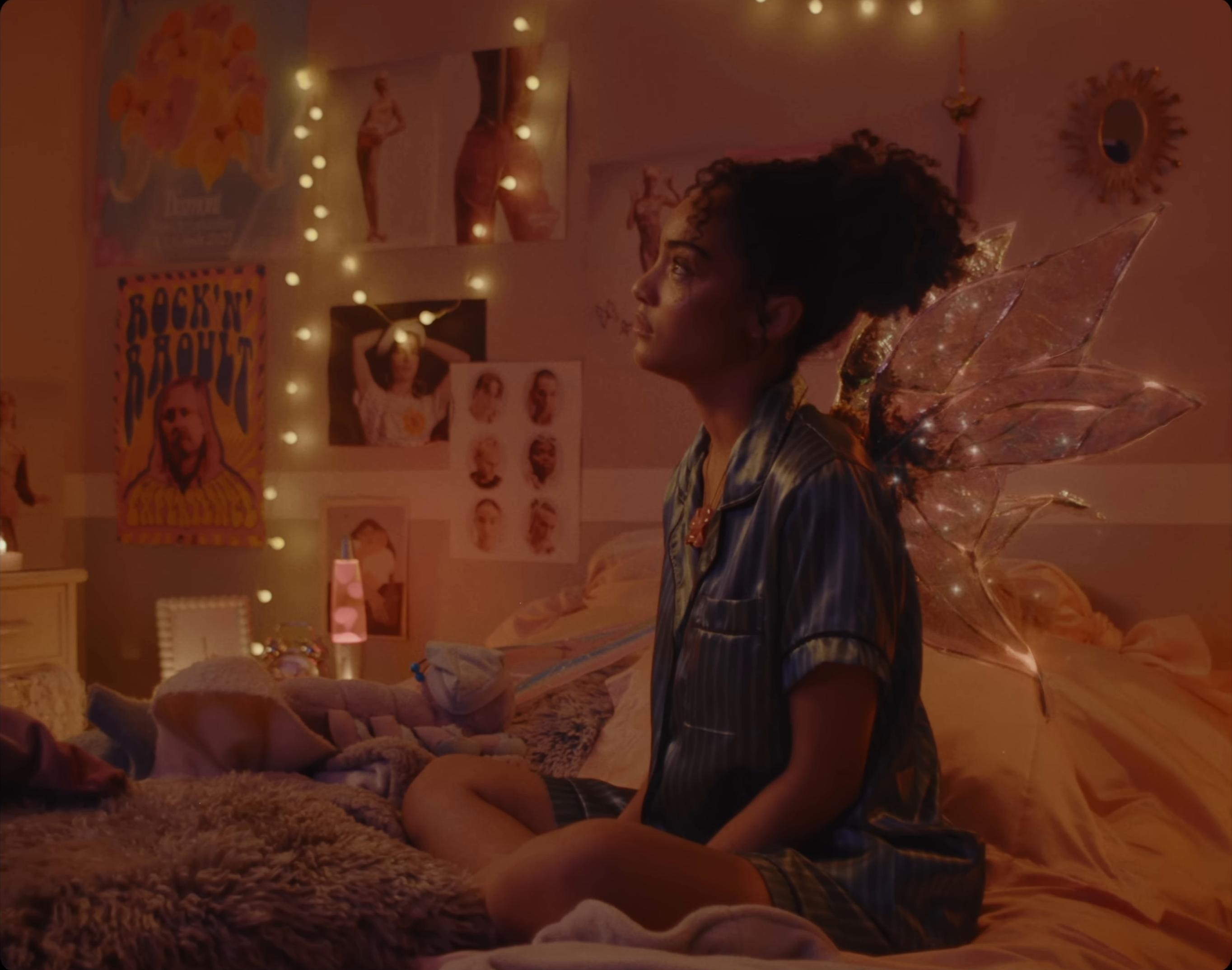 Laissez-moi (2025) —  shot,  lighting