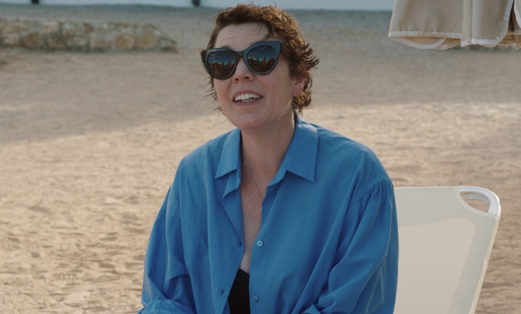 The Lost Daughter (2021) —  shot,  lighting