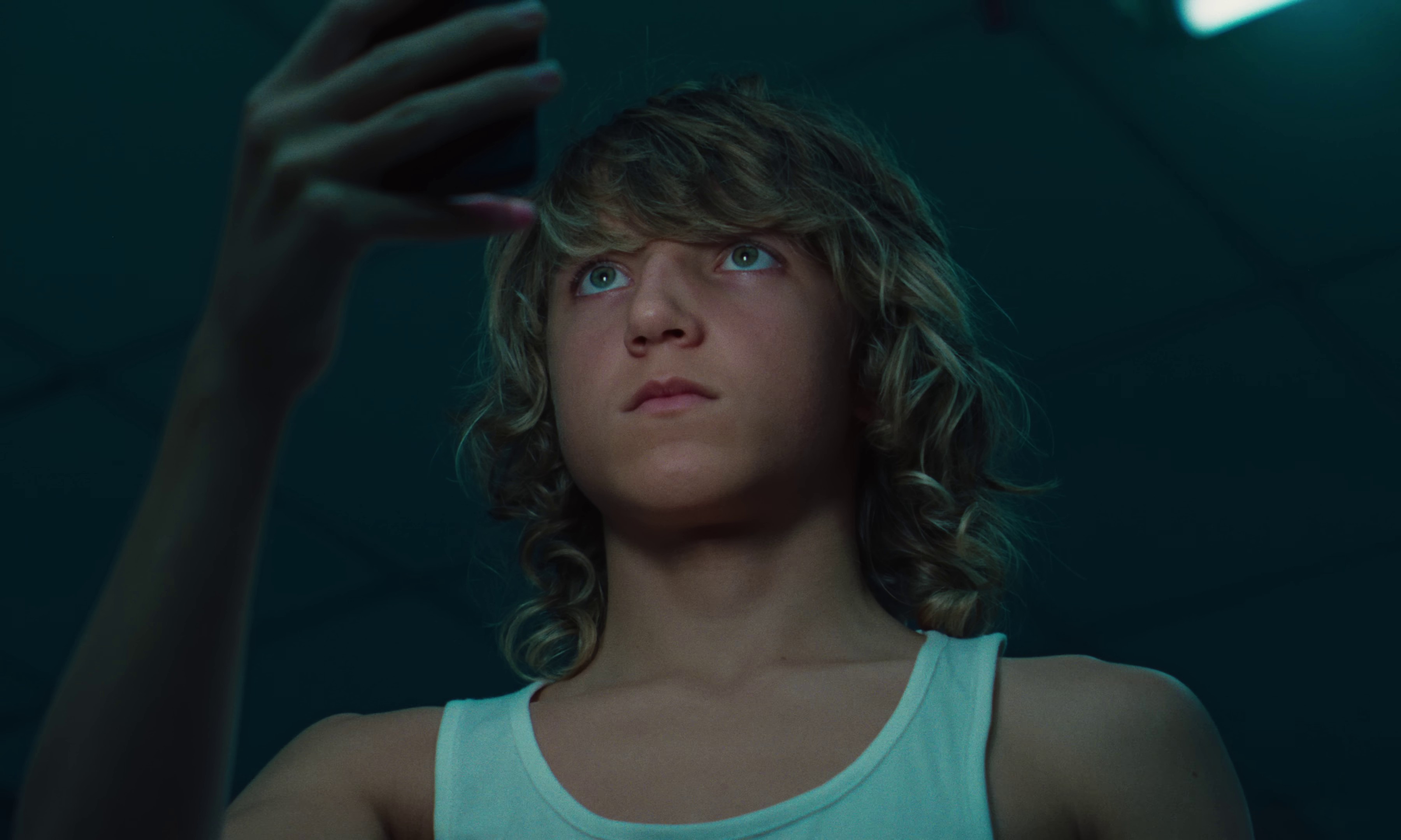 Beautiful  (2022) —  shot,  lighting