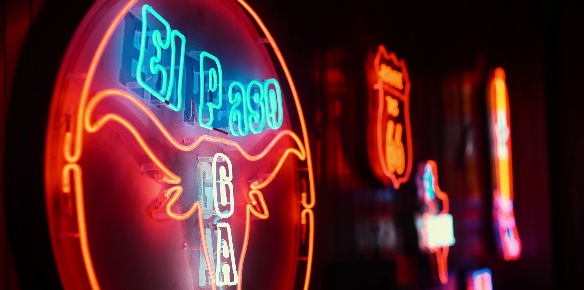 Como La Flor (2021) —  shot,  lighting