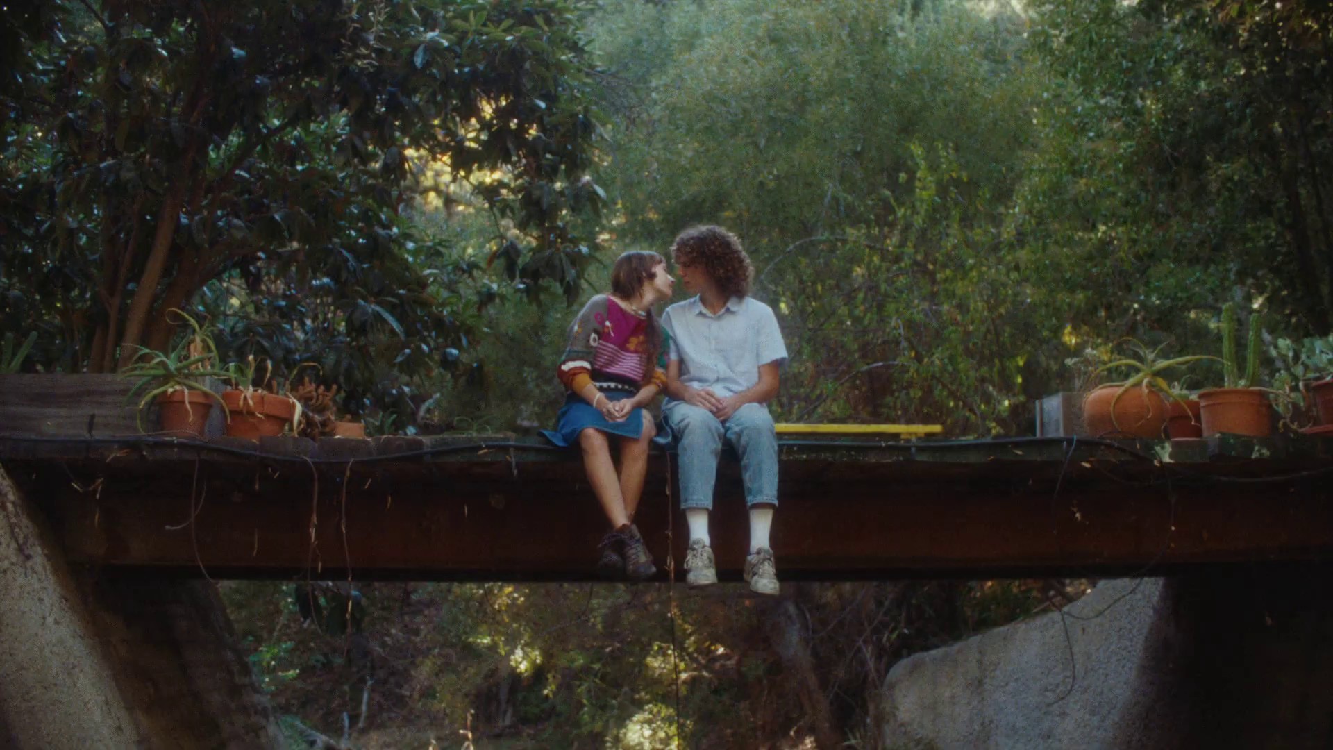 Itch (2022) —  shot,  lighting