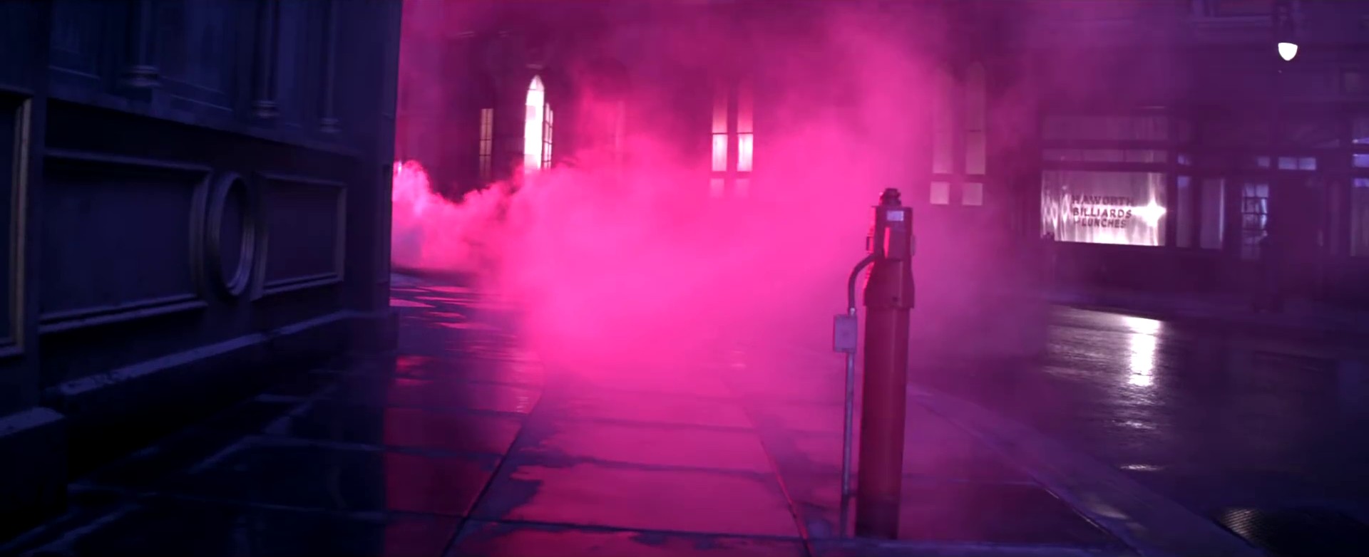 The Edge Of Glory (2011) —  shot,  lighting