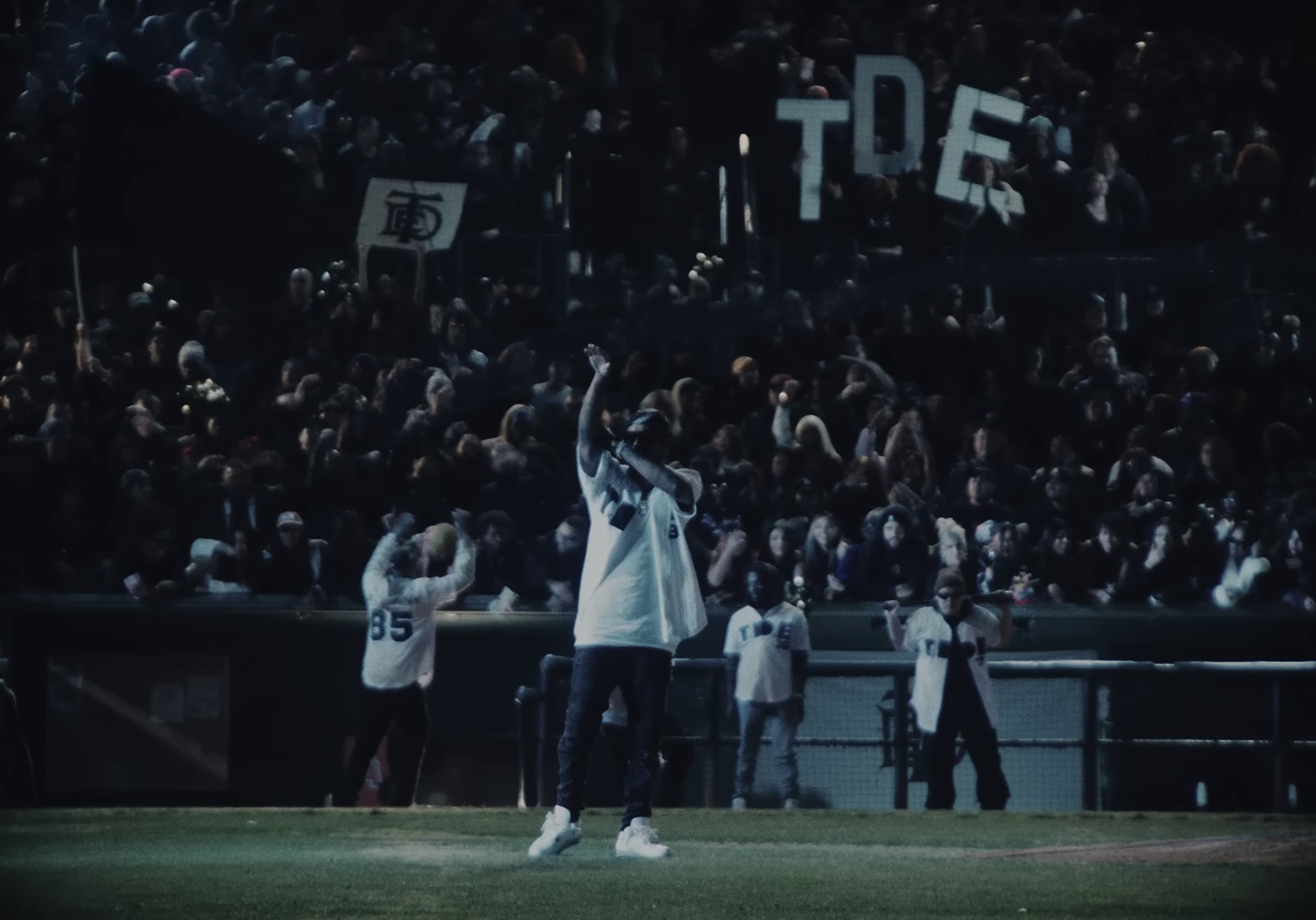 FOMF (2022) —  shot,  lighting